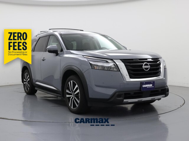 Gray 2025 Nissan Pathfinder SUV / Crossover Front-Wheel Drive Automatic