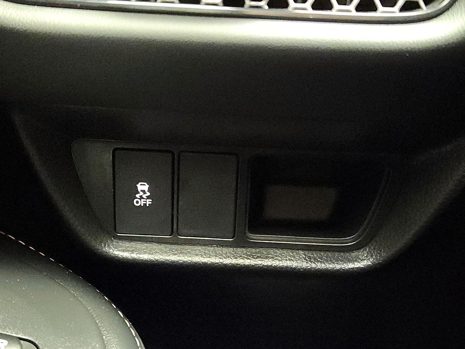 2026 Honda HR-V Sport - Photo 14