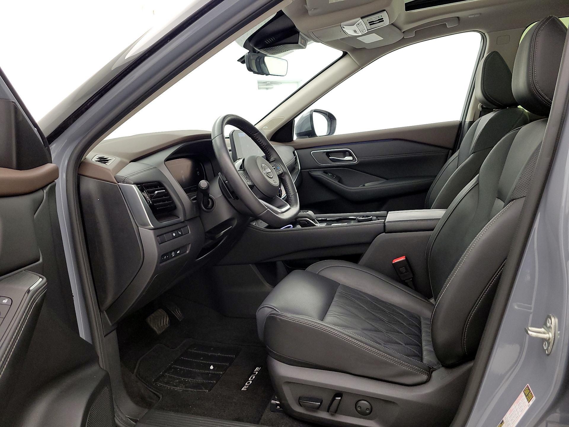 Thumbnail: 2023 Nissan Rogue - 11