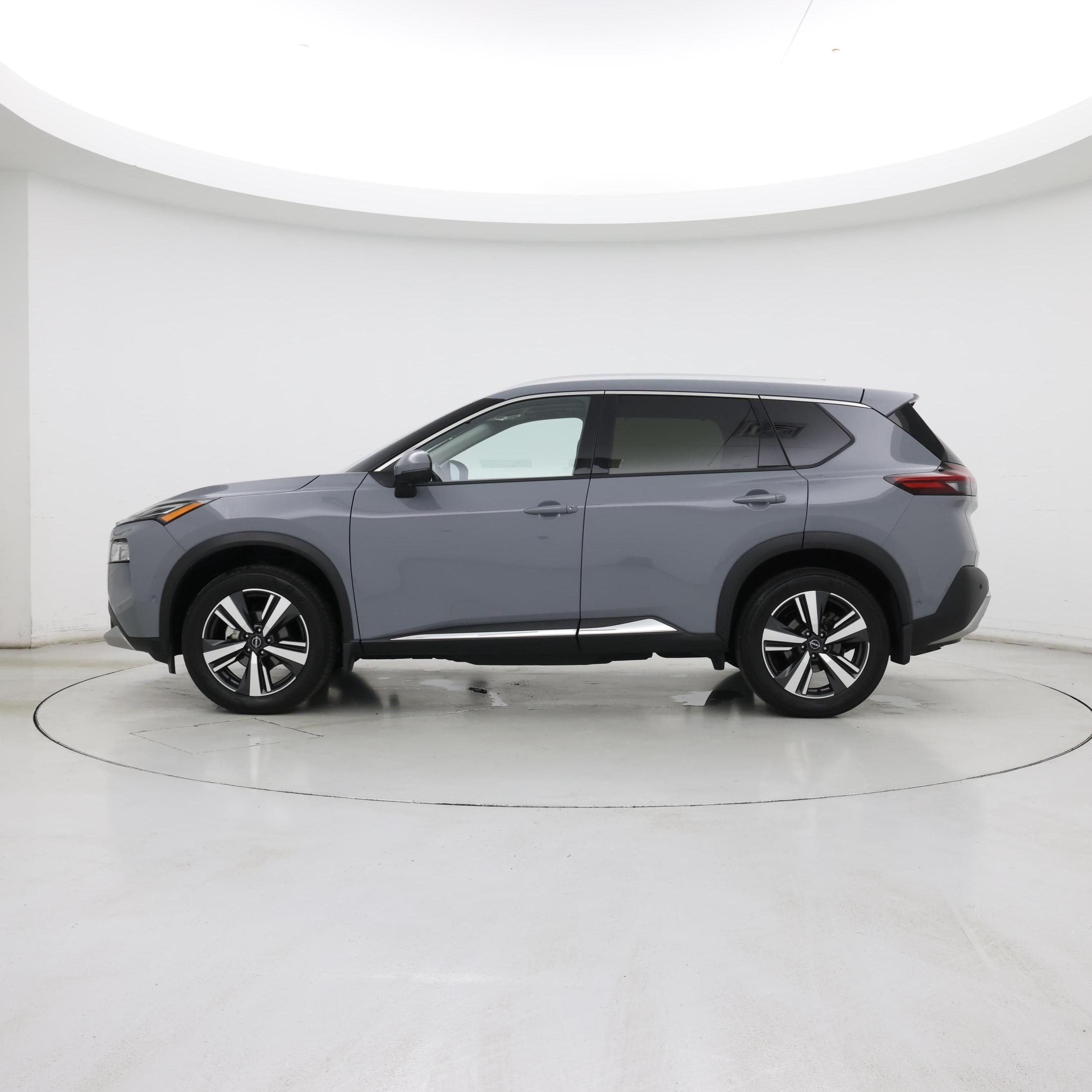 Thumbnail: 2023 Nissan Rogue - 3