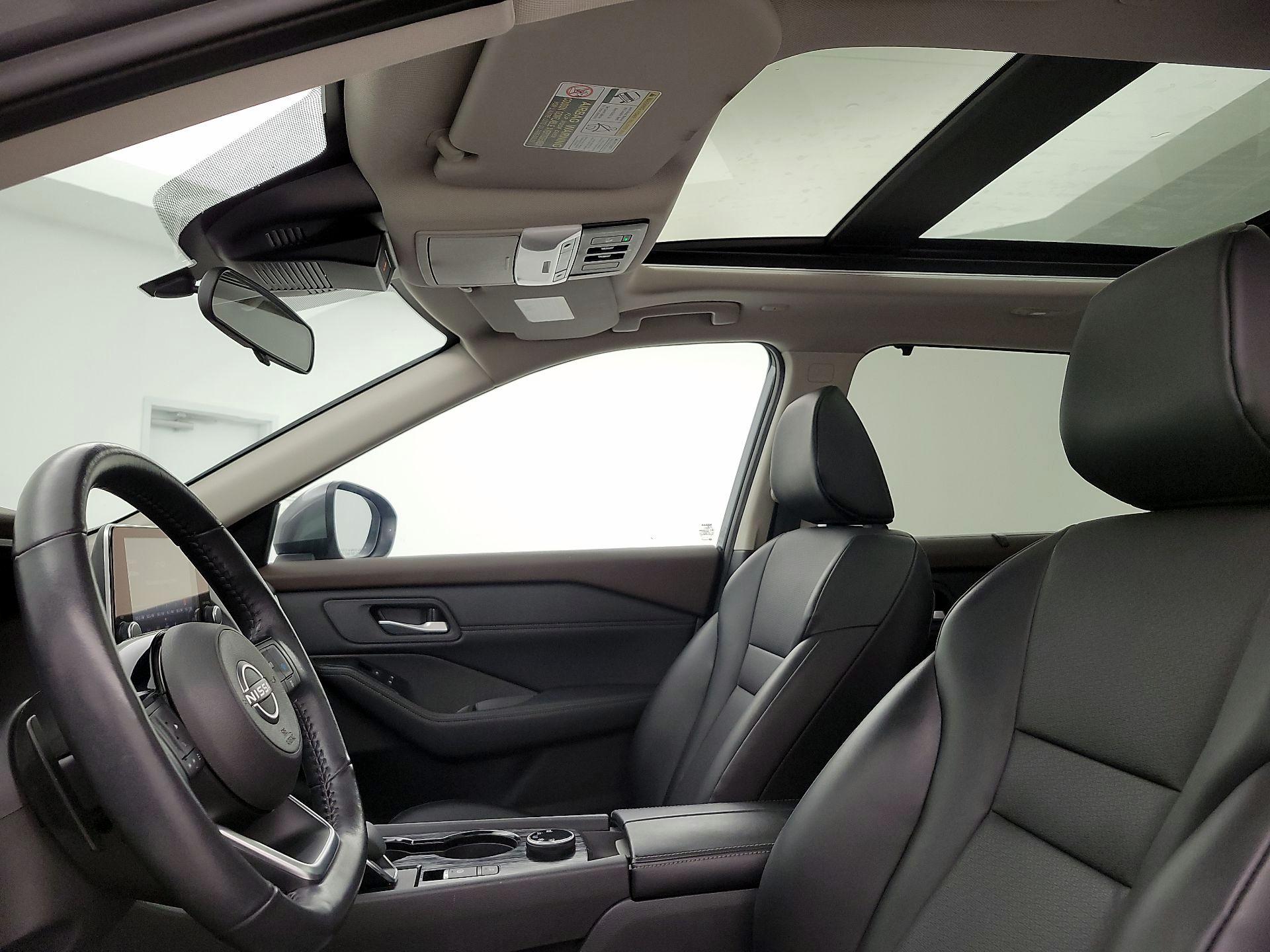 Thumbnail: 2023 Nissan Rogue - 19