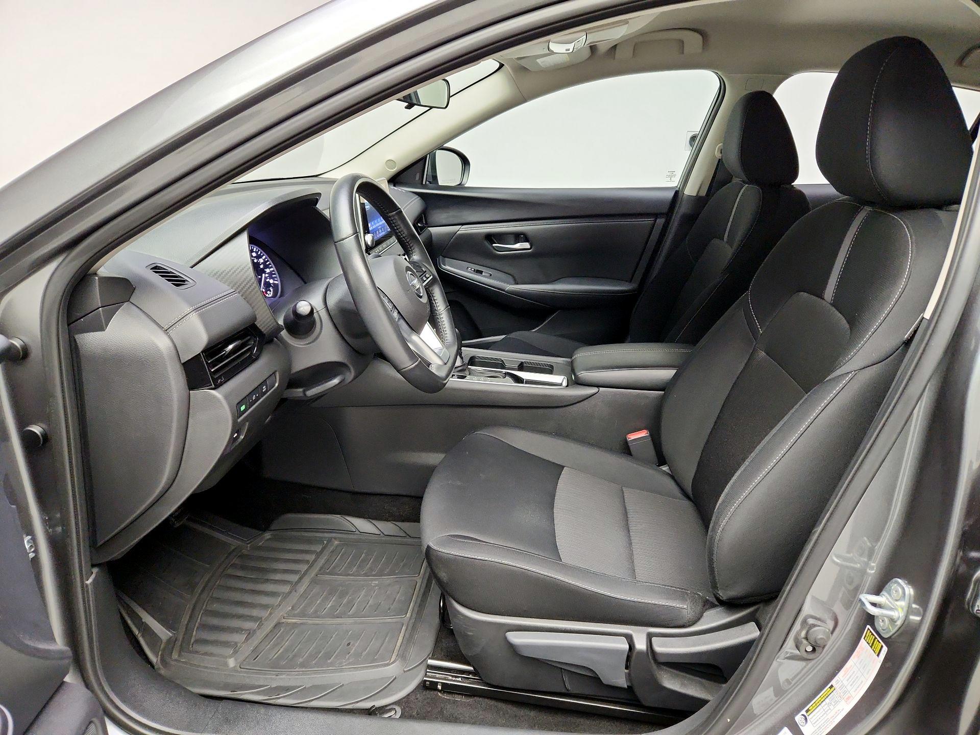 Thumbnail: 2023 Nissan Sentra - 9