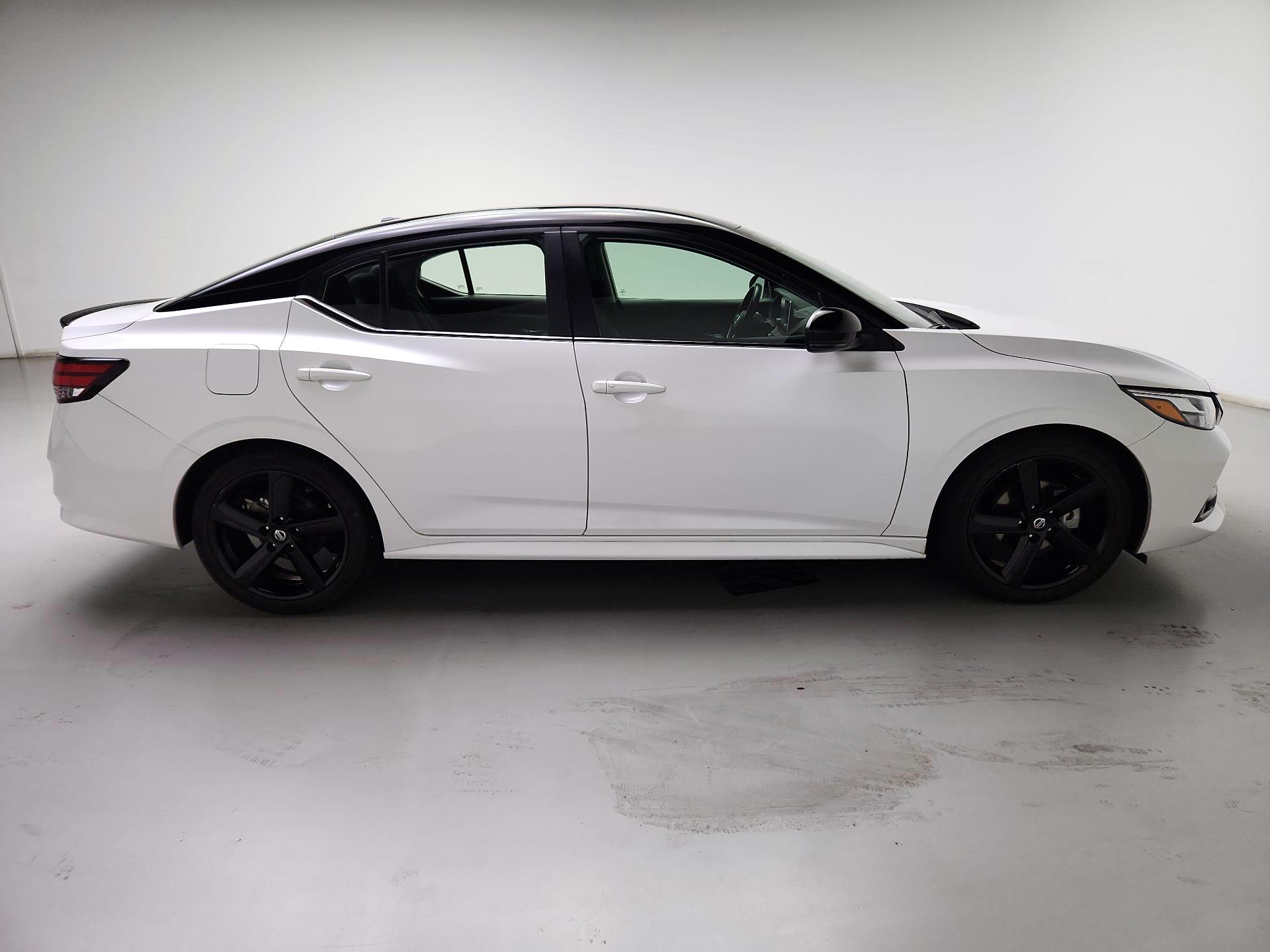 Thumbnail: 2023 Nissan Sentra - 4