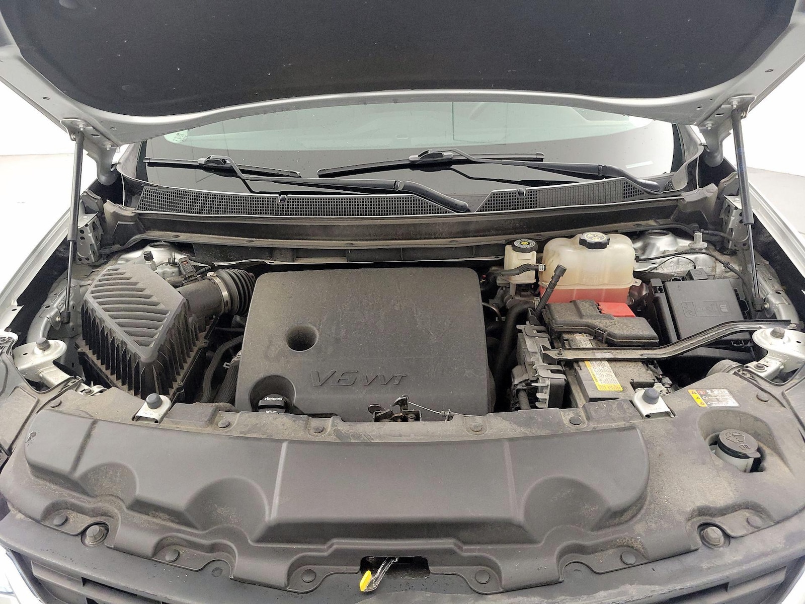 2021 Chevrolet Traverse LS - Photo 22
