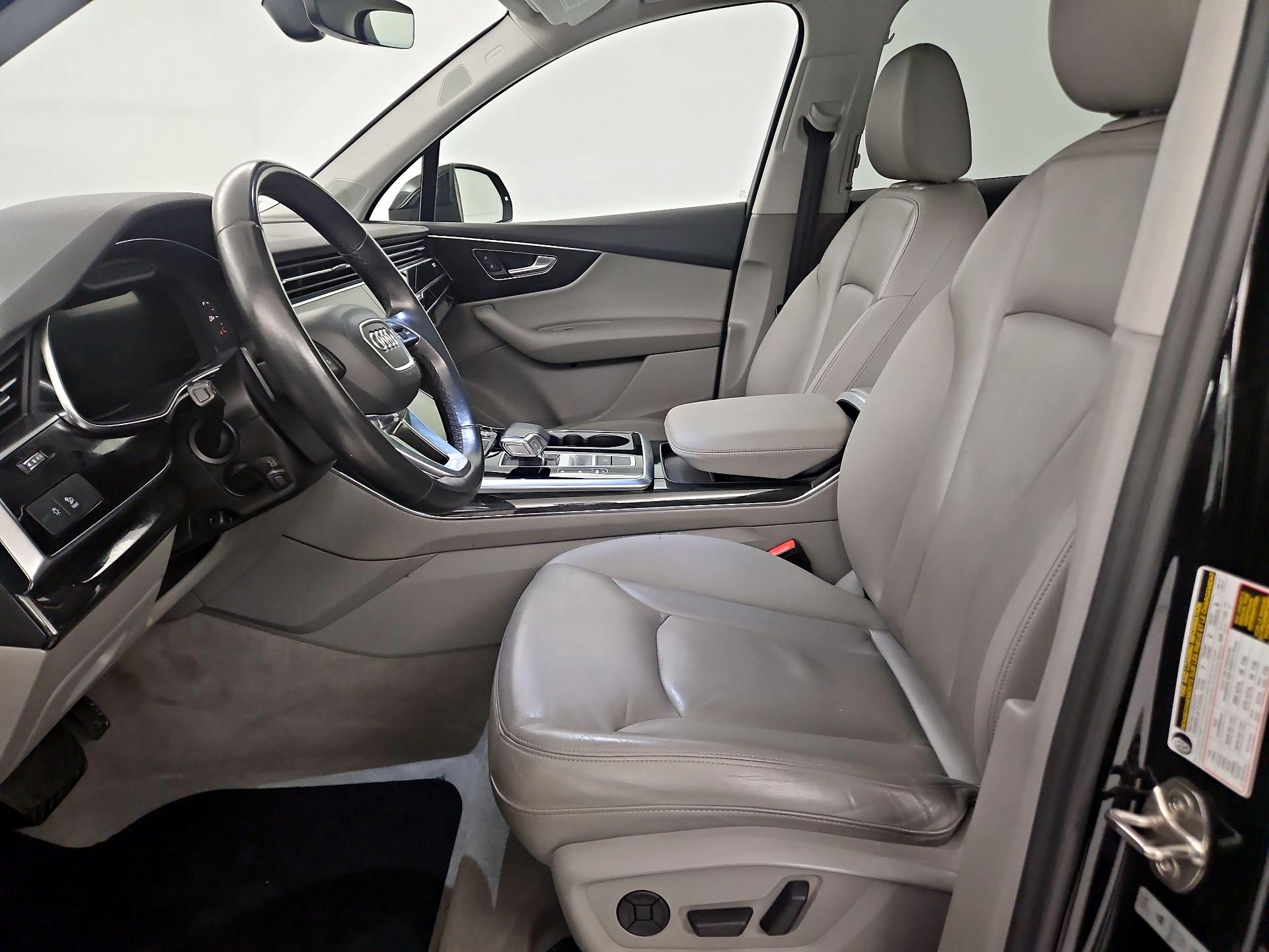 Thumbnail: 2021 Audi Q7 - 9