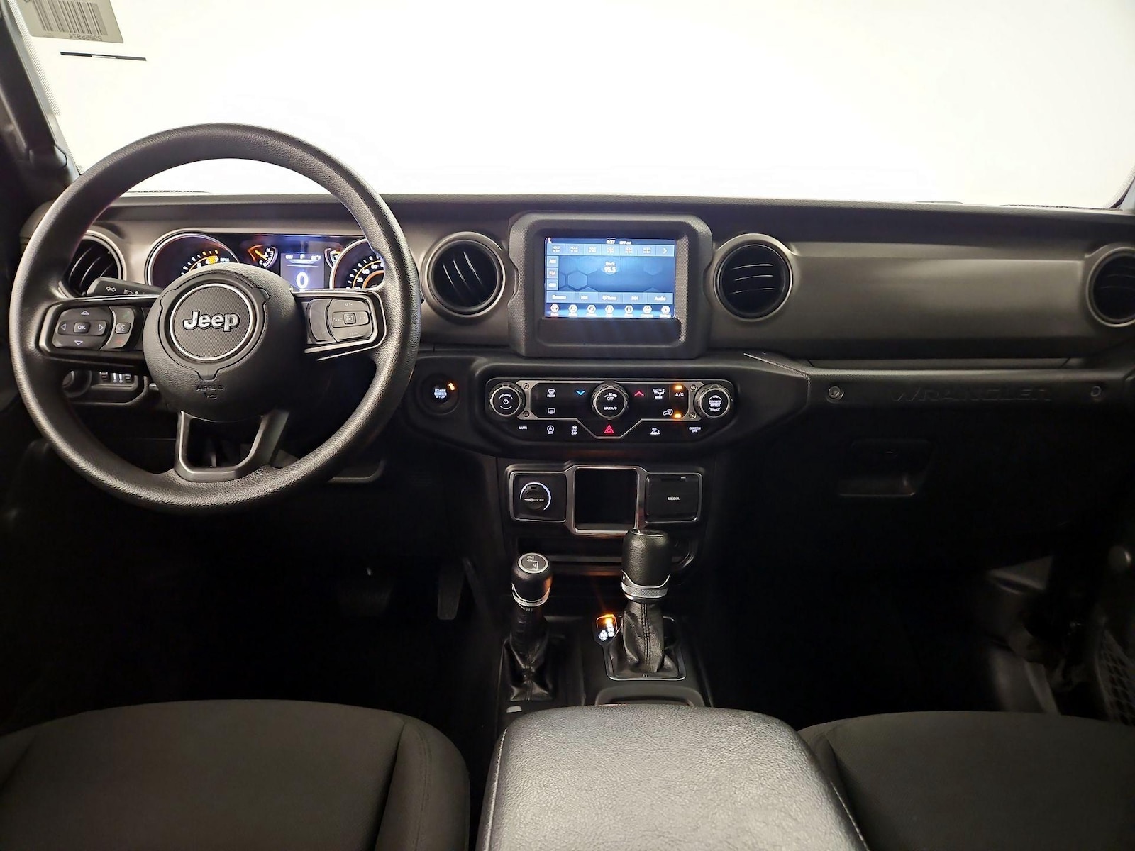 Photo 8