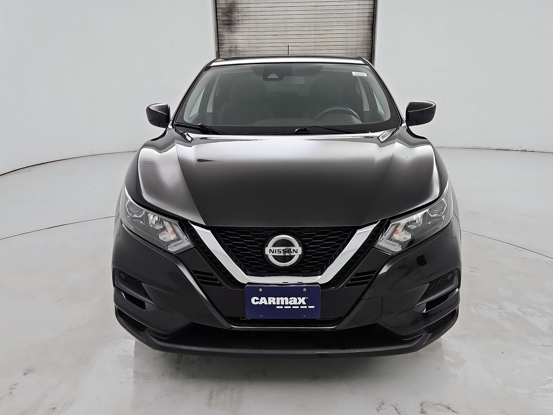 Thumbnail: 2020 Nissan Rogue Sport - 2