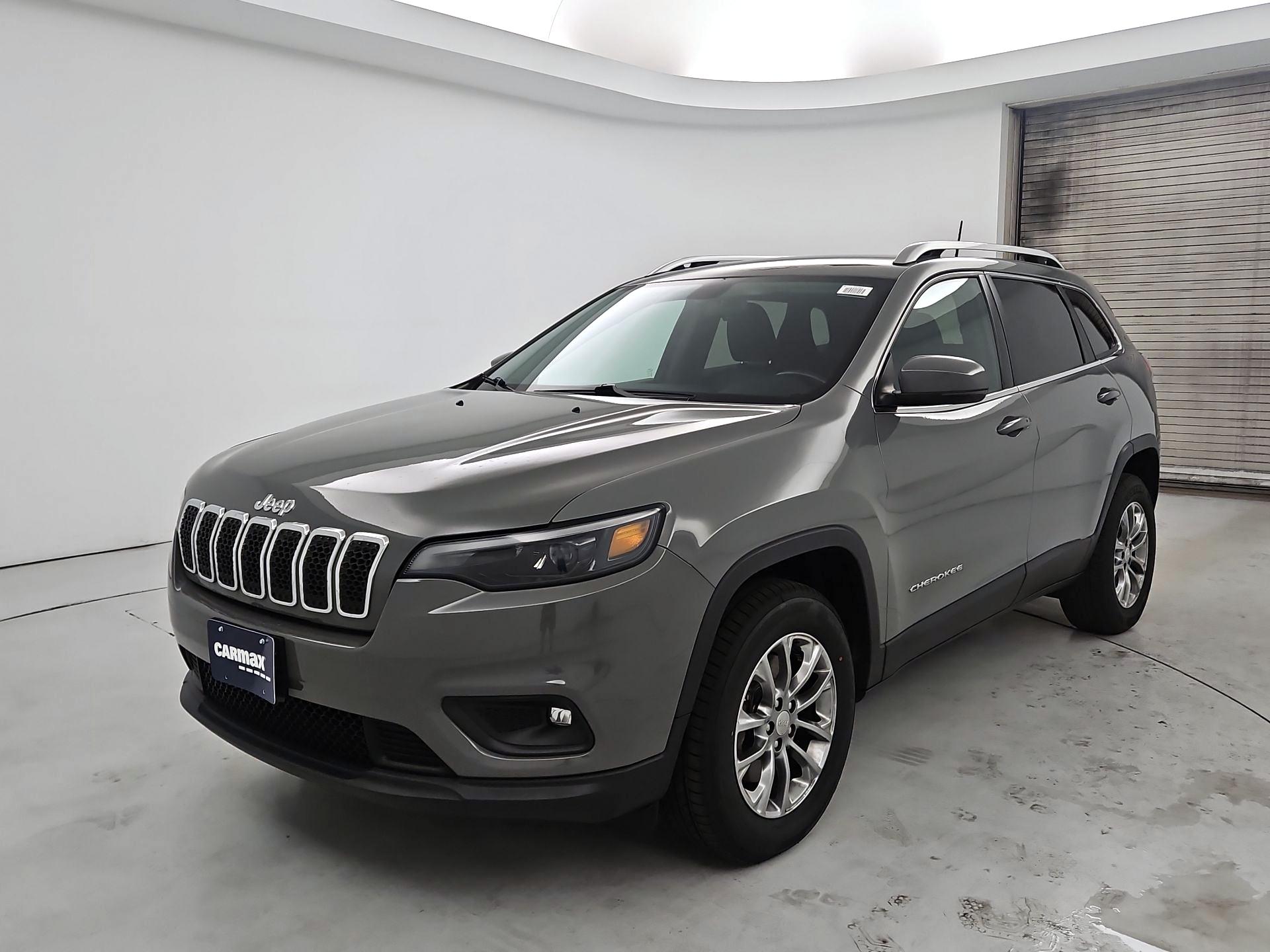 Thumbnail: 2020 Jeep Cherokee - 3