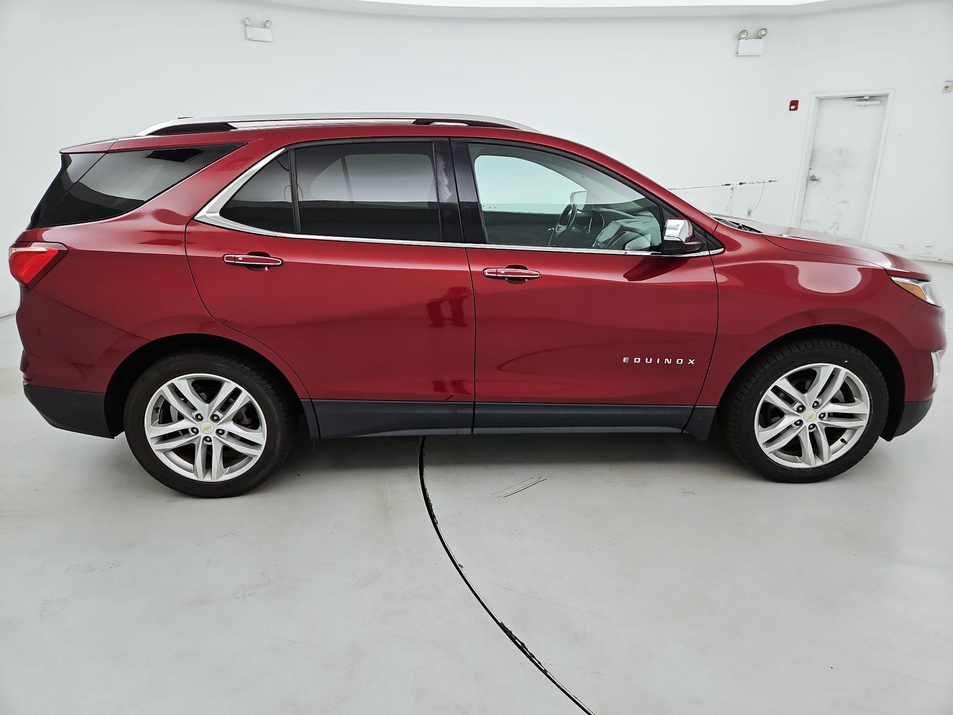 Thumbnail: 2019 Chevrolet Equinox - 4