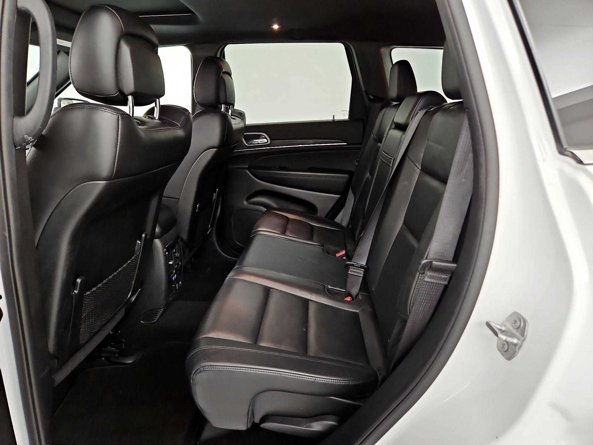 Thumbnail: 2021 Jeep Grand Cherokee - 18