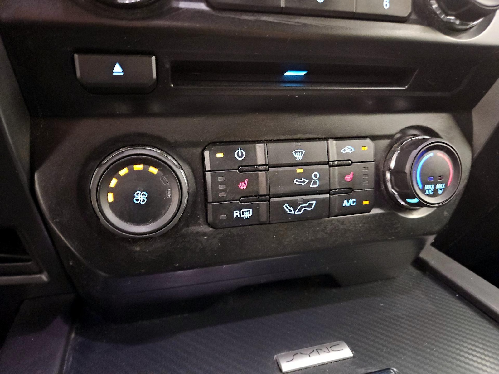 2018 Ford F-150 XLT - Photo 16