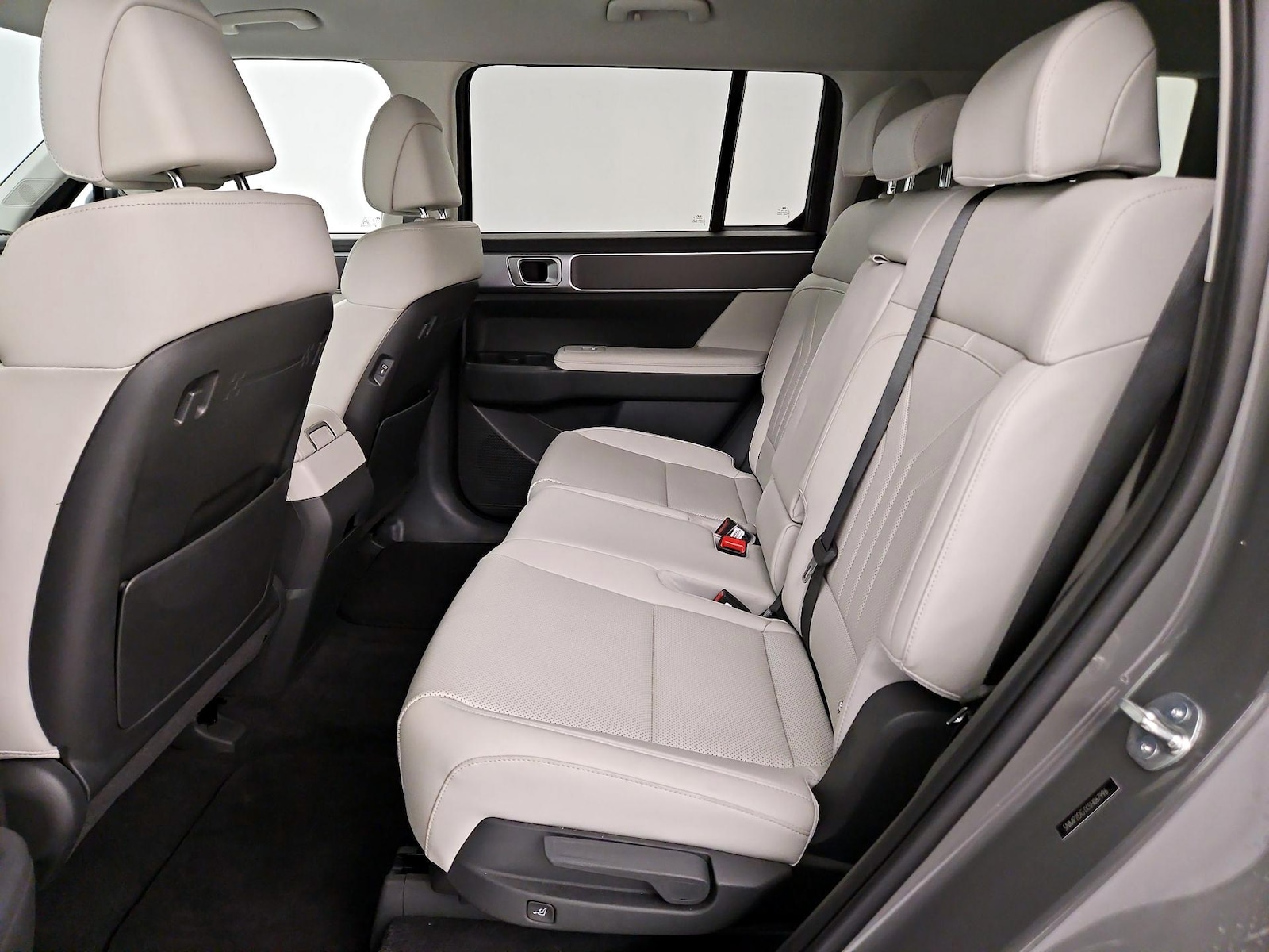 2025 Hyundai Santa Fe SEL - Photo 18