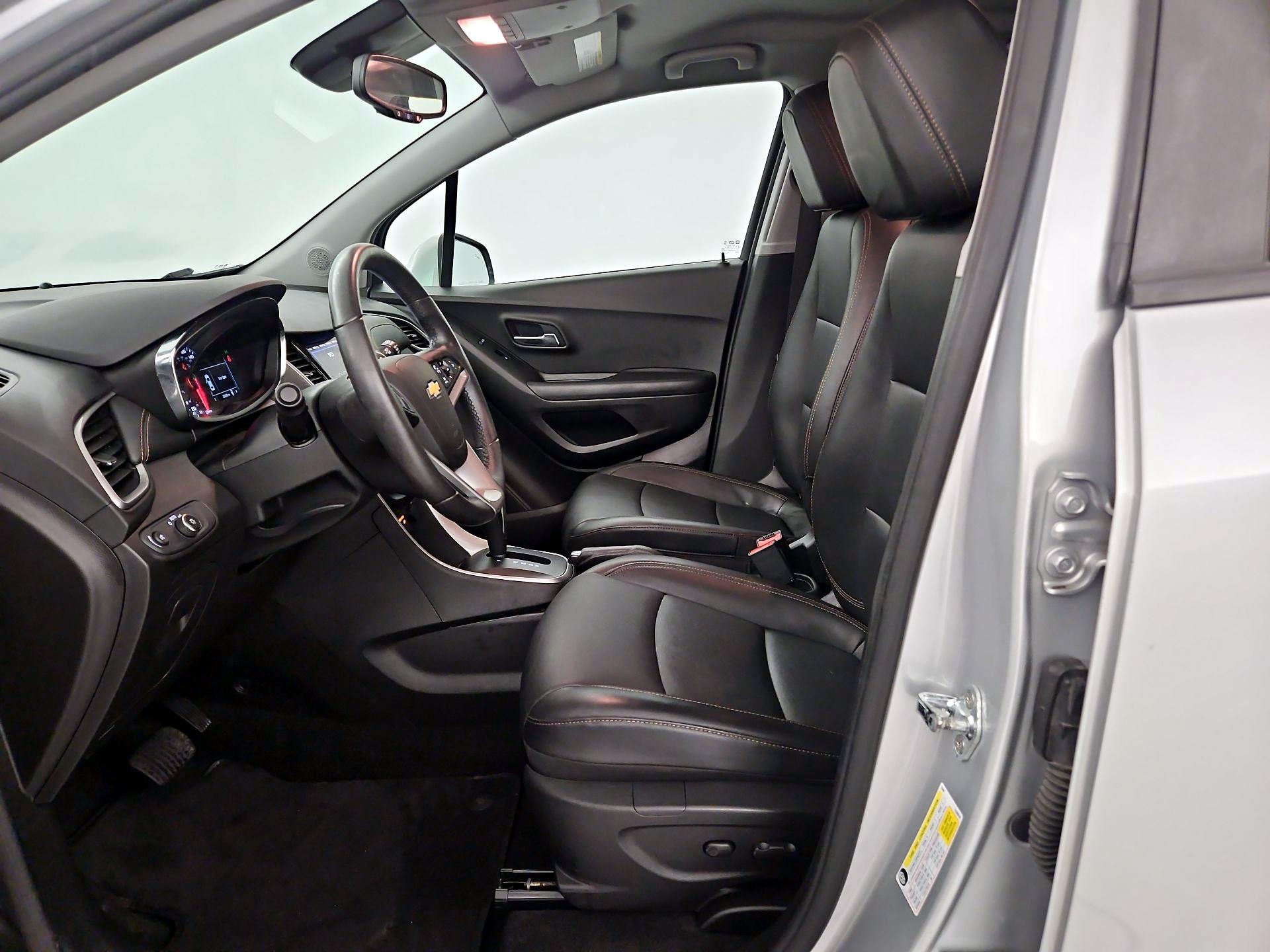 Thumbnail: 2021 Chevrolet Trax - 9