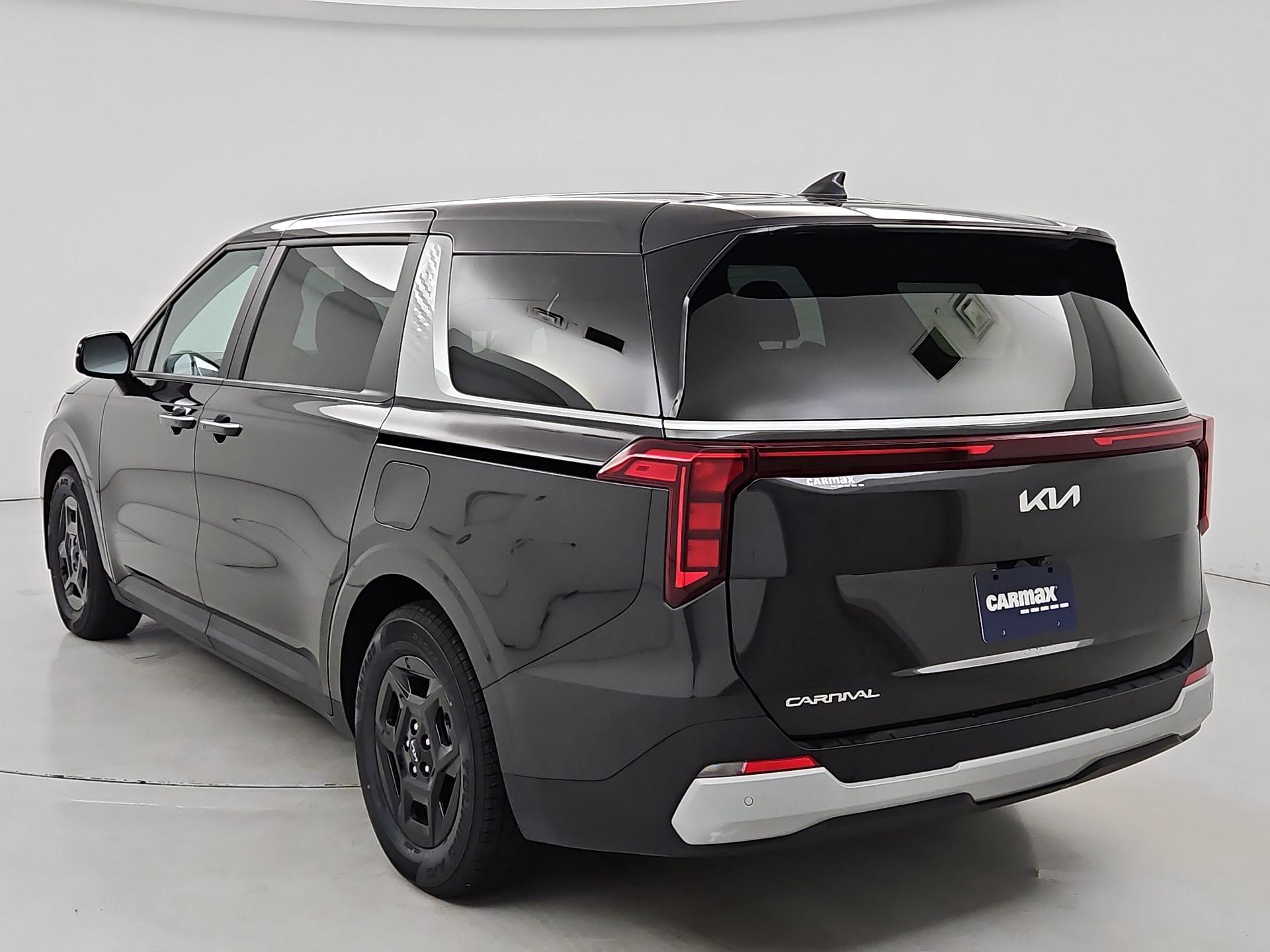 Thumbnail: 2025 Kia Carnival - 7