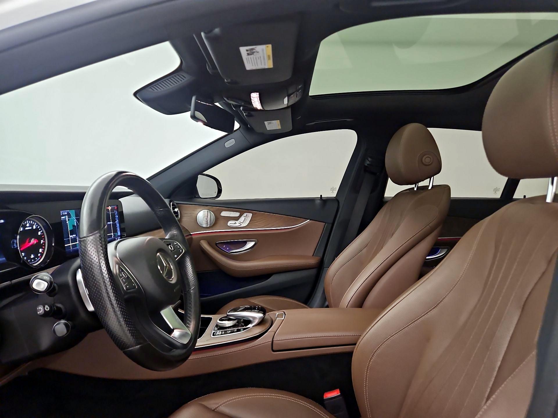 Thumbnail: 2018 Mercedes-Benz E-Class - 18