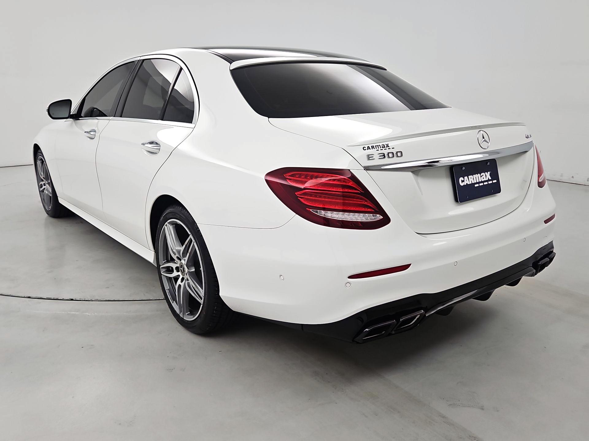 Thumbnail: 2018 Mercedes-Benz E-Class - 7