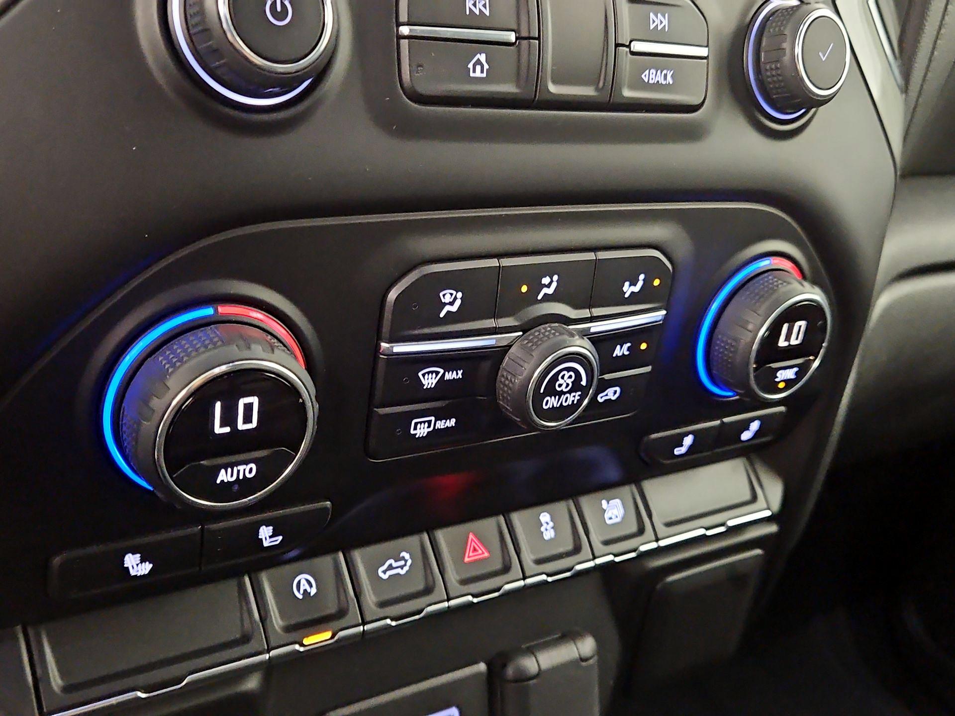 Thumbnail: 2019 Chevrolet Silverado 1500 - 14