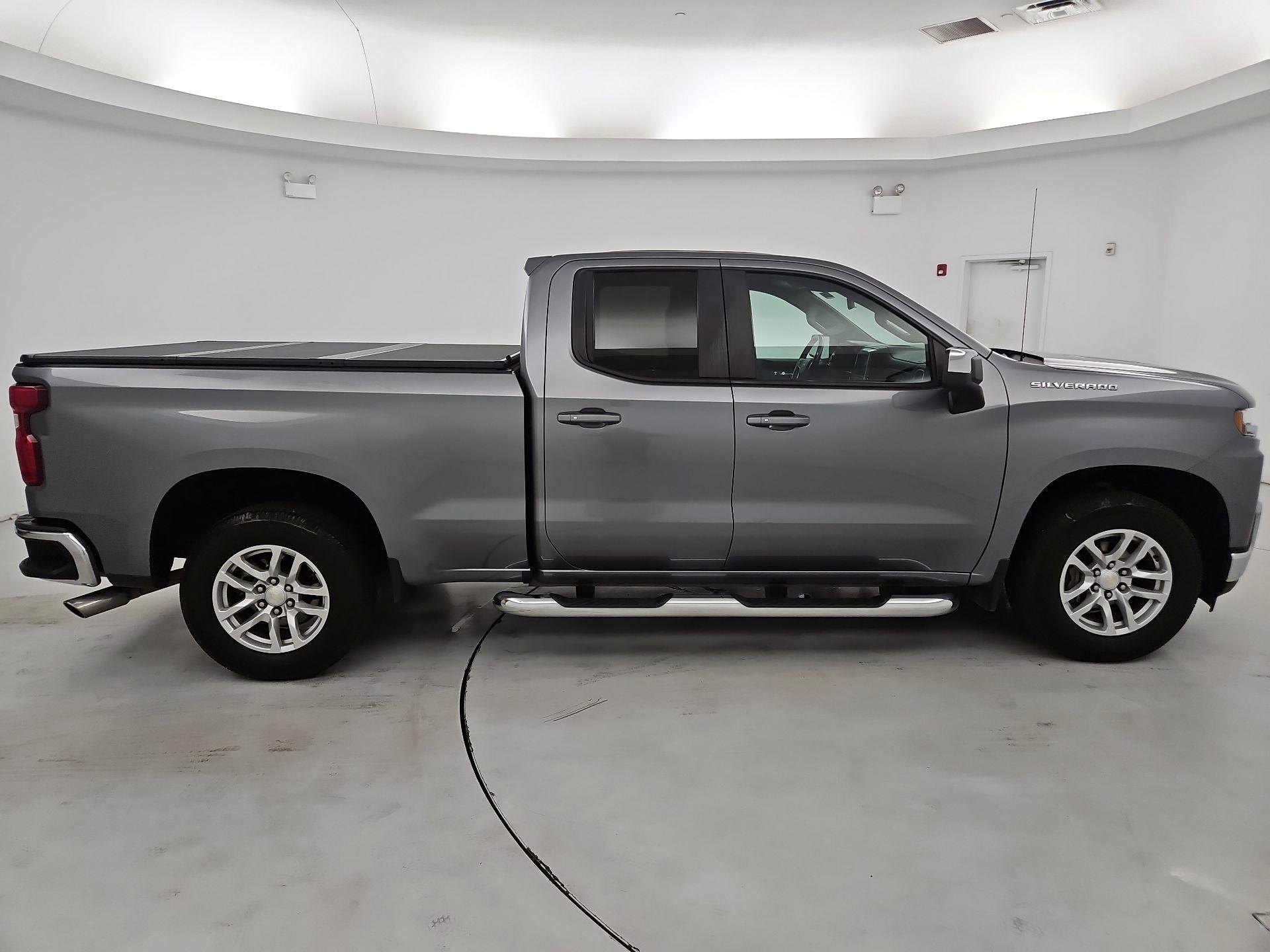Thumbnail: 2019 Chevrolet Silverado 1500 - 4