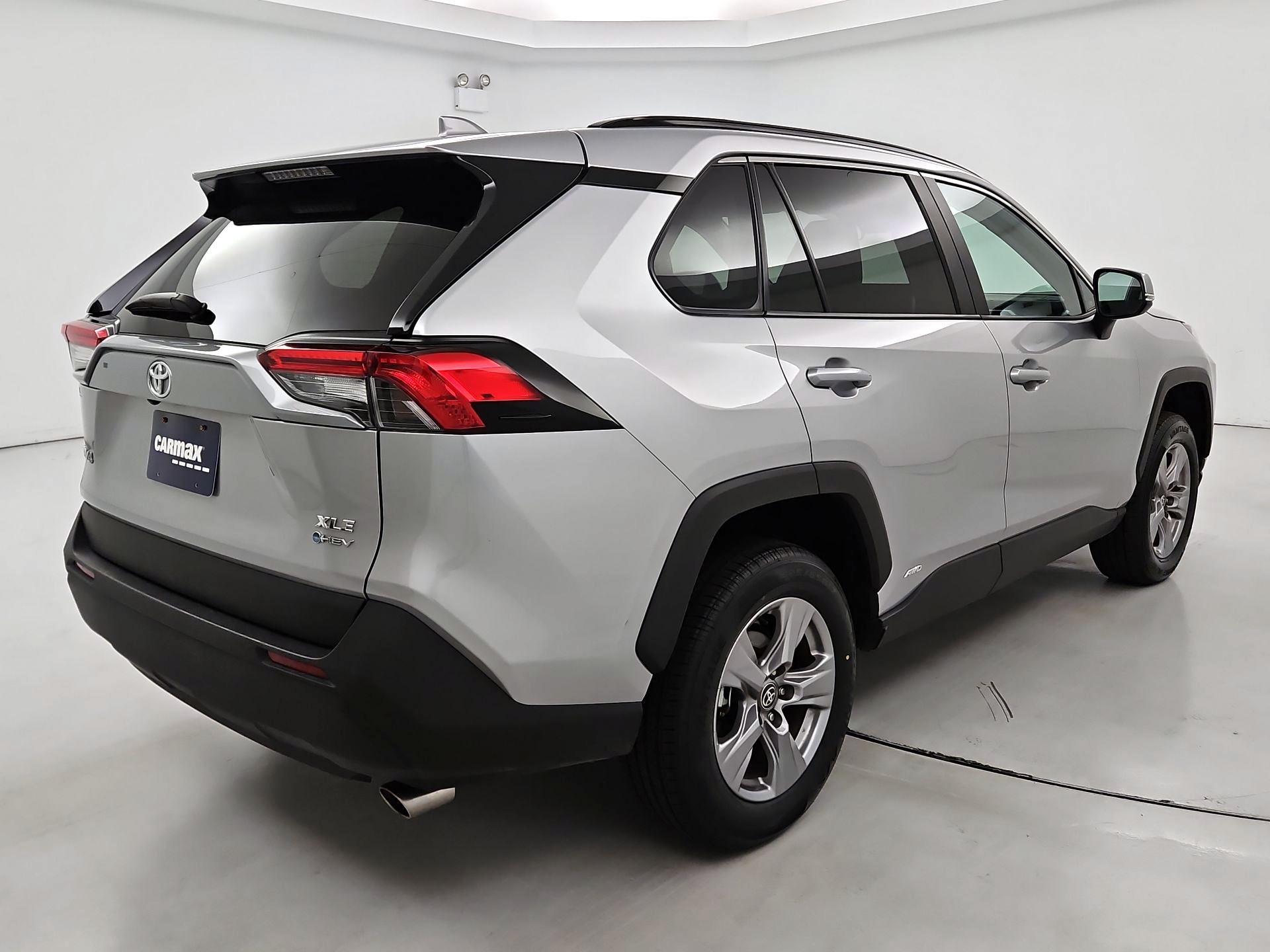 Thumbnail: 2025 Toyota RAV4 - 5