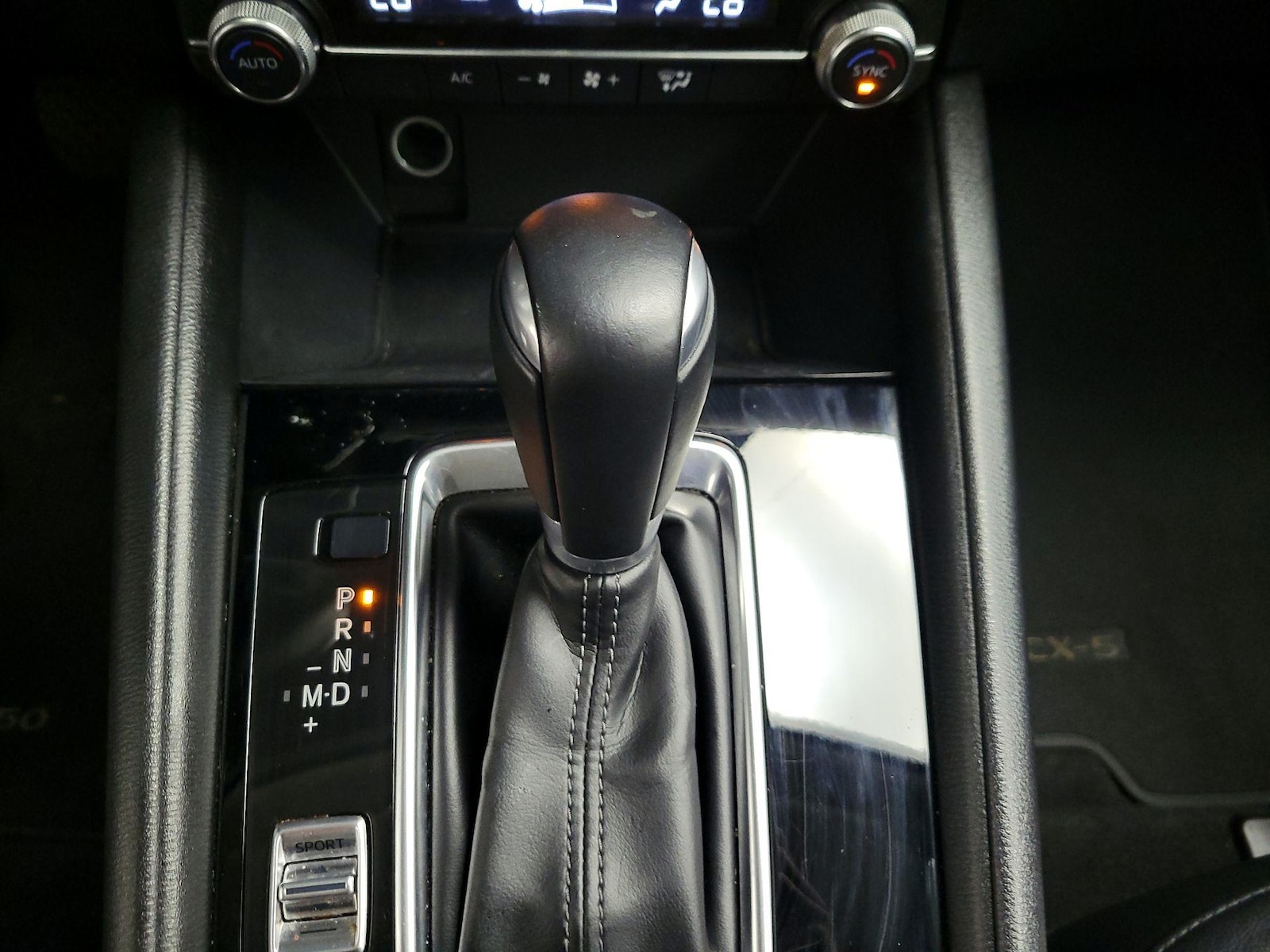 2025 Mazda CX-5 S Preferred package - Photo 16