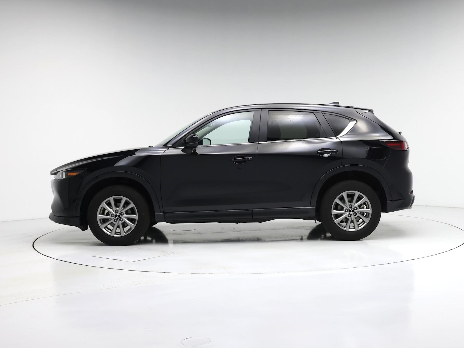 2025 Mazda CX-5 S Preferred package - Photo 4