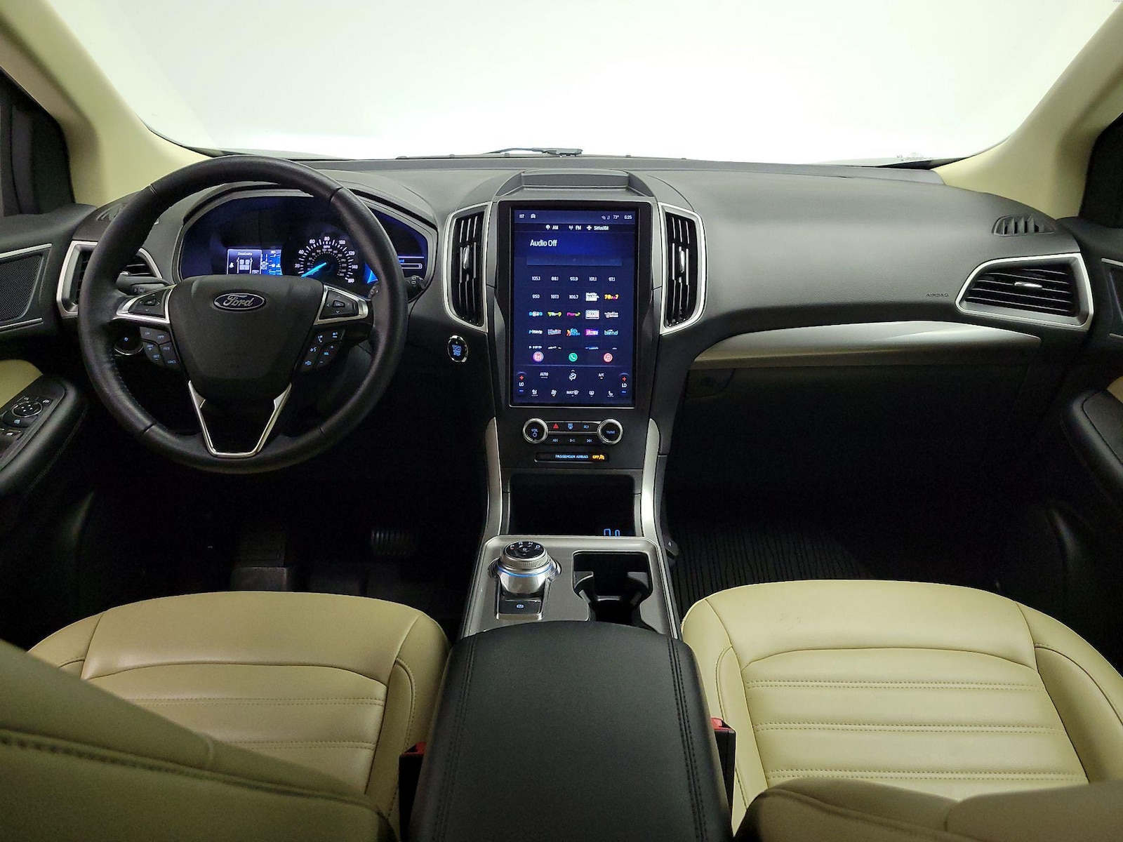 2023 Ford Edge SEL - Photo 10