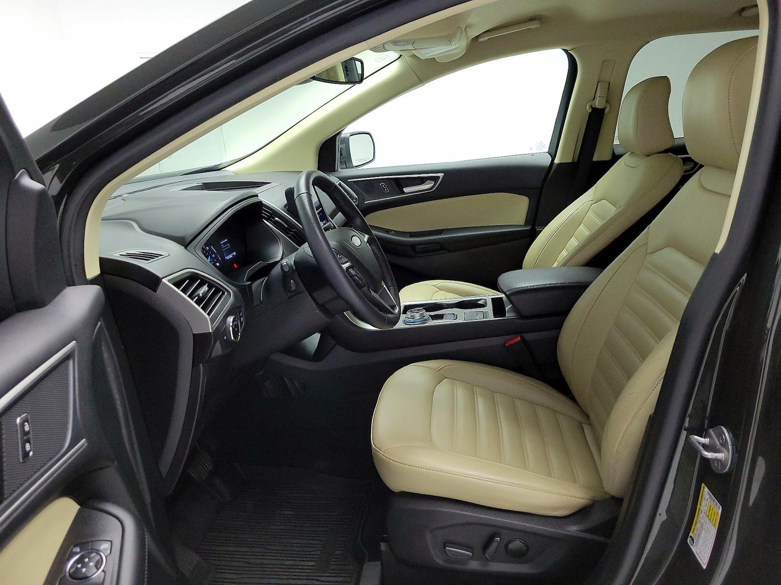 2023 Ford Edge SEL - Photo 12