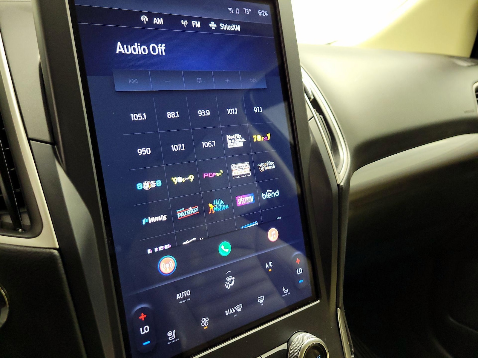 2023 Ford Edge SEL - Photo 15