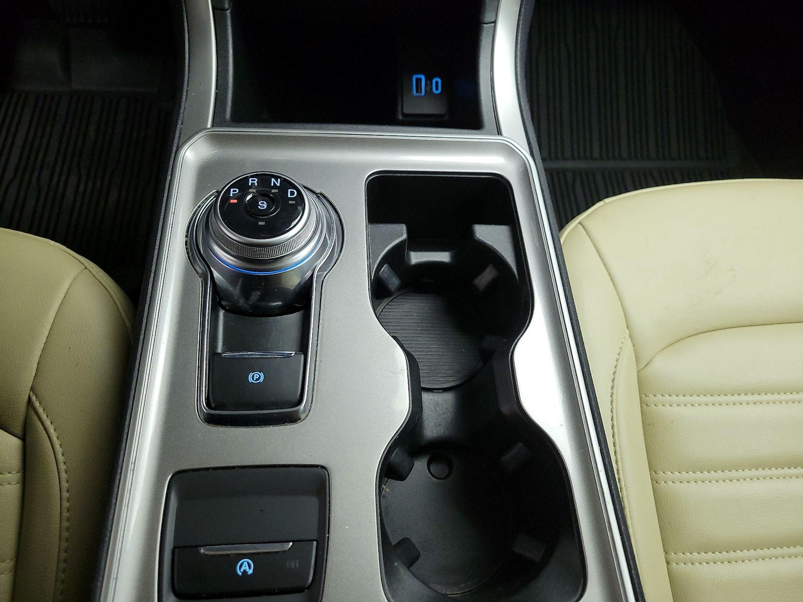 2023 Ford Edge SEL - Photo 17