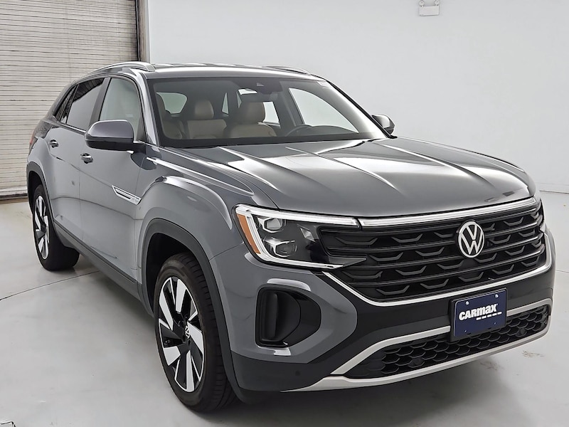 2025 Volkswagen Atlas Cross Sport SE w/Tech