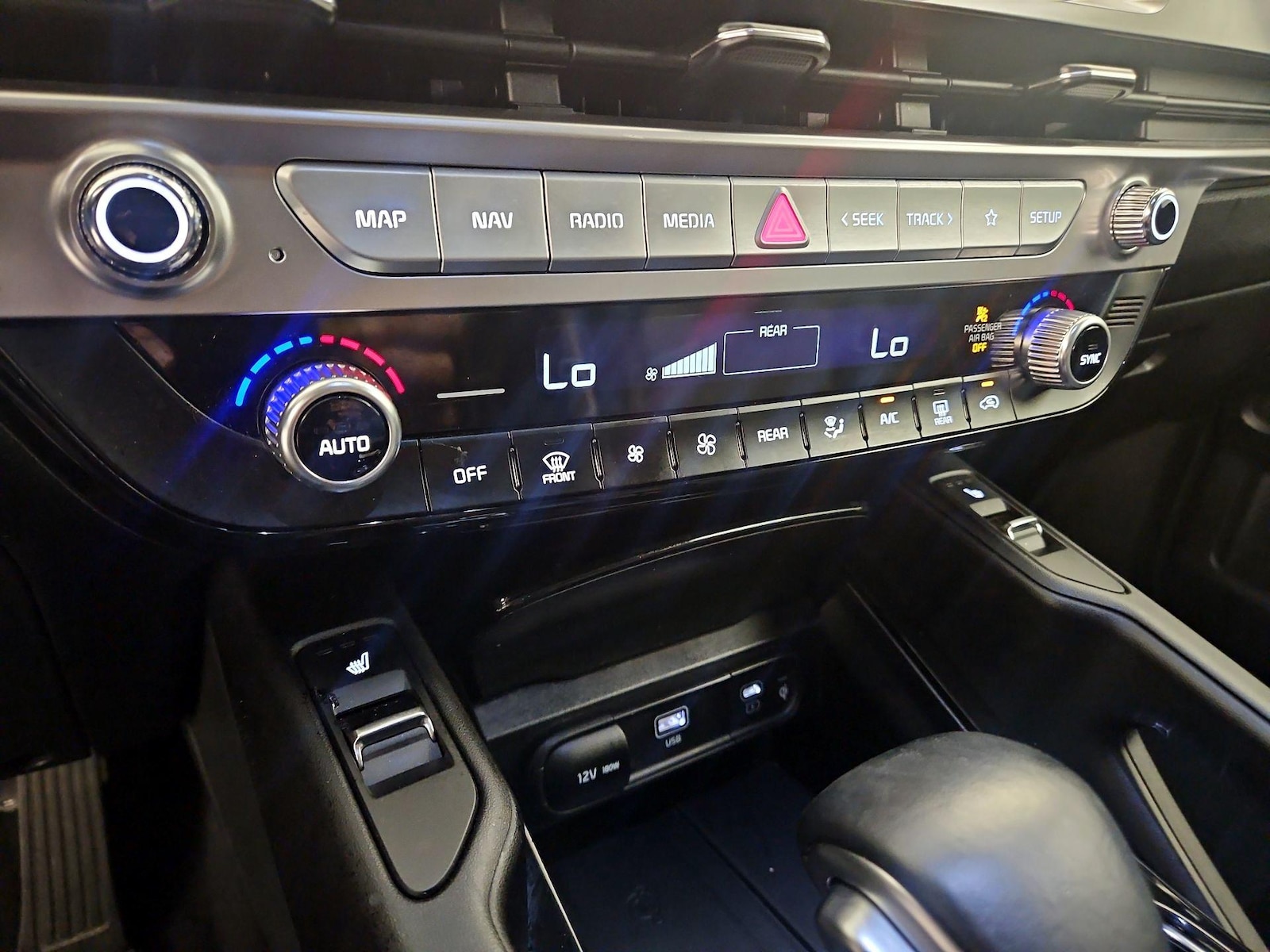 2025 Kia Telluride S - Photo 18