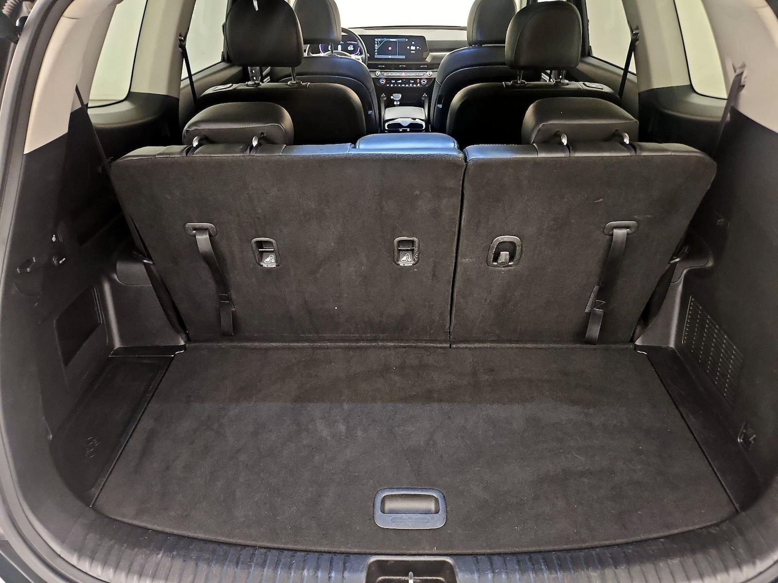 2025 Kia Telluride S - Photo 24