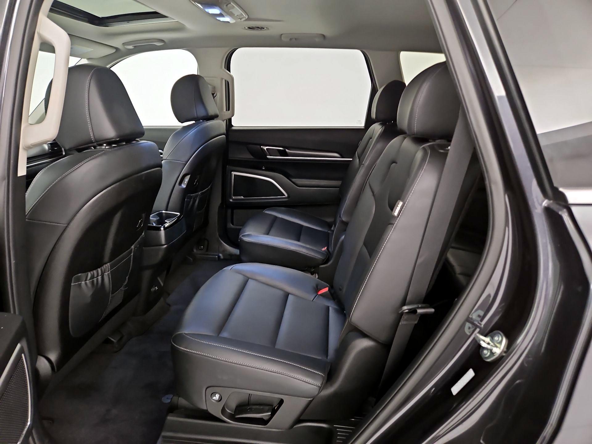 Thumbnail: 2025 Kia Telluride - 19
