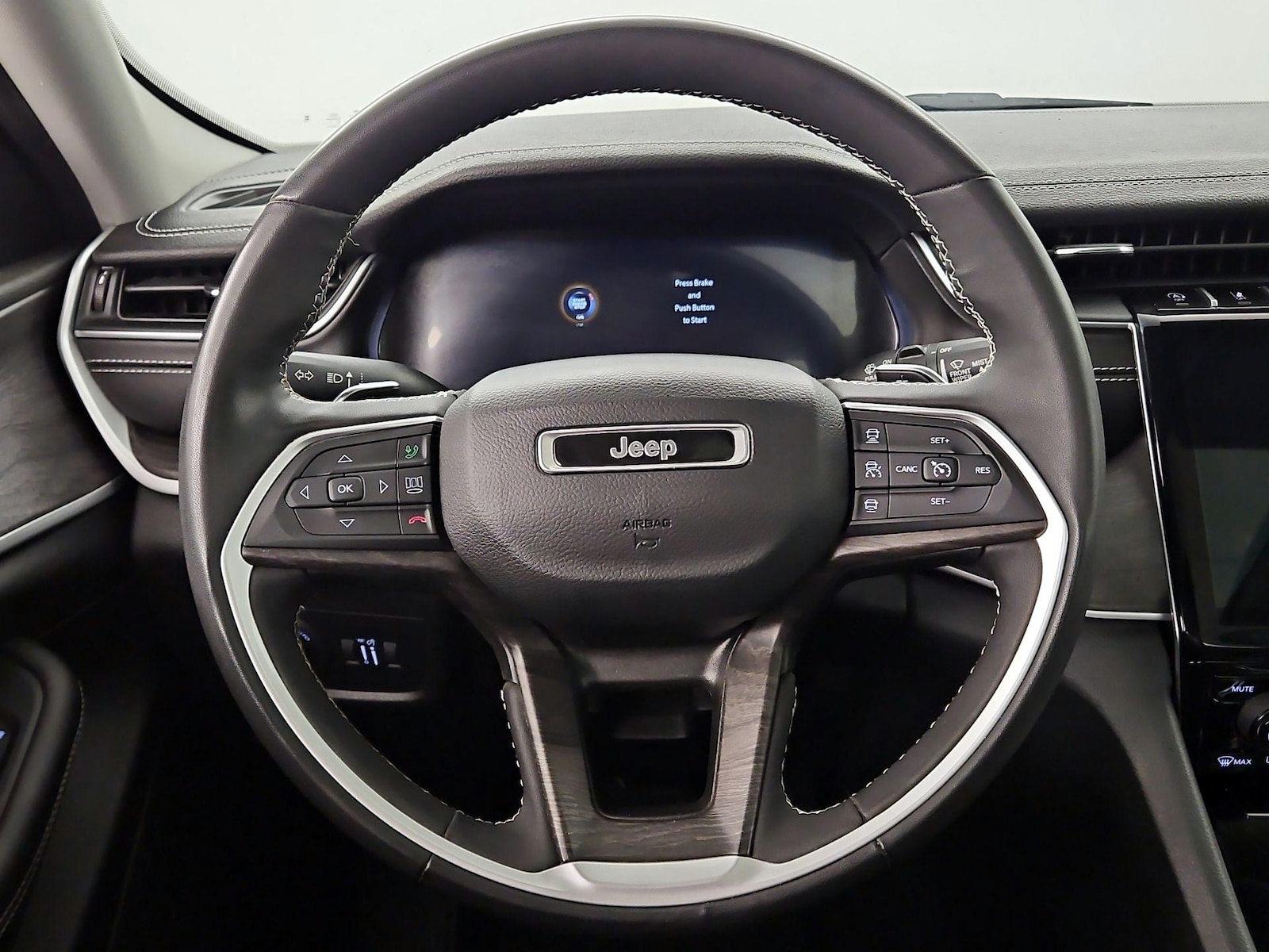 2023 Jeep Grand Cherokee Limited - Photo 9