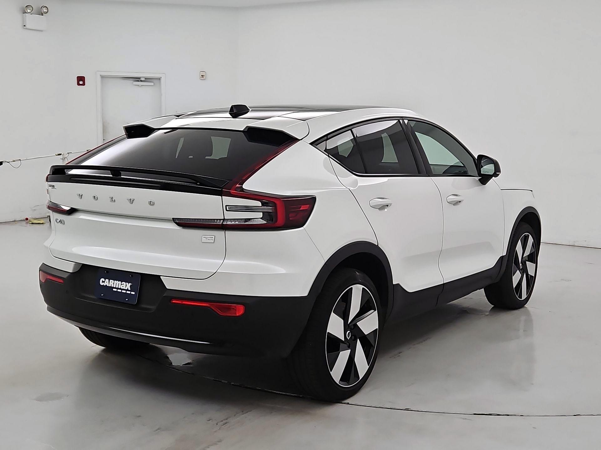 Thumbnail: 2023 Volvo C40 - 5