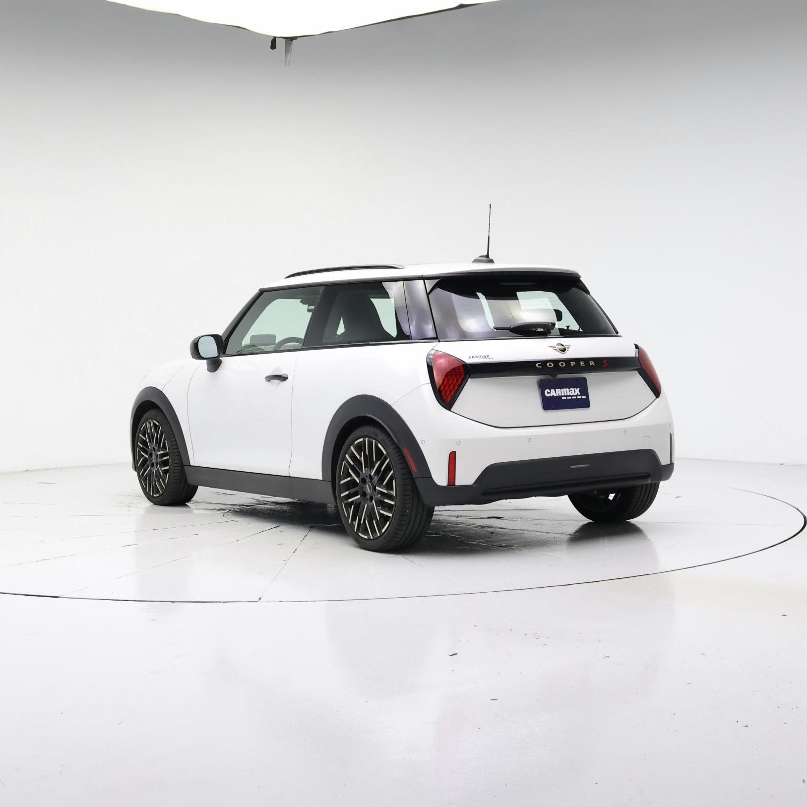 White 2025 MINI Cooper Hatchback  Automatic