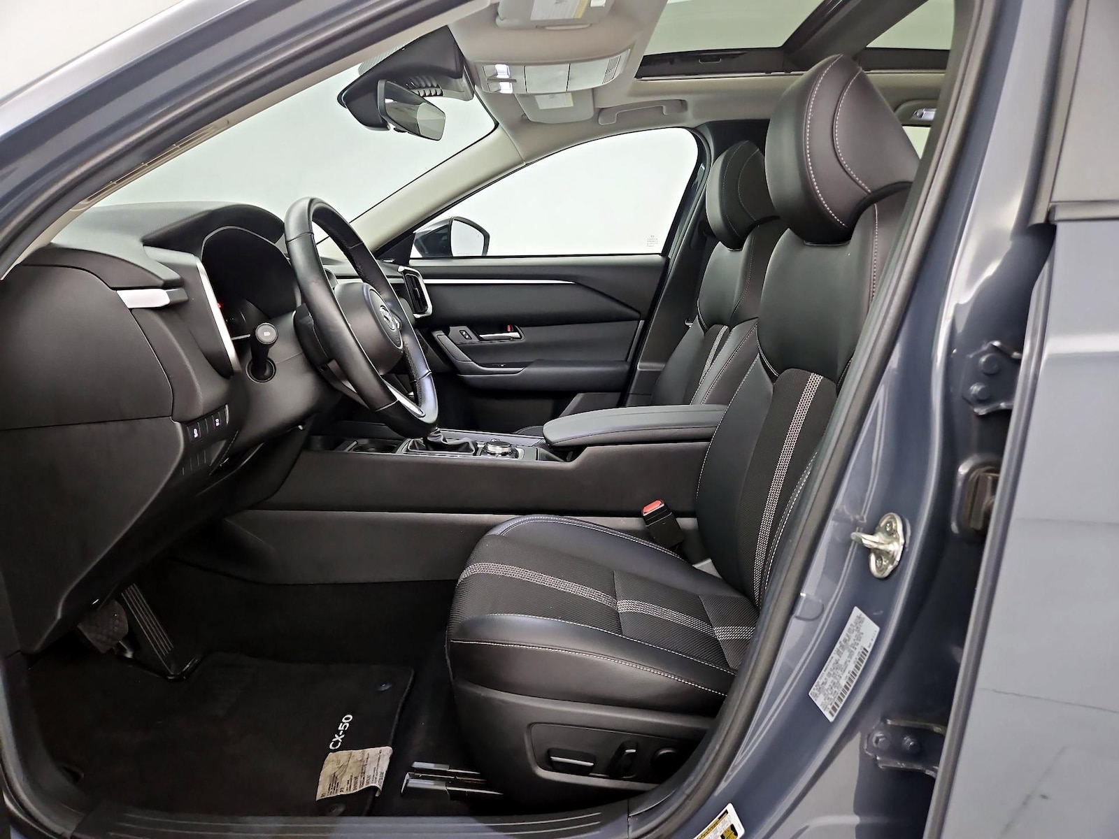 2025 Mazda CX-50 Premium - Photo 12