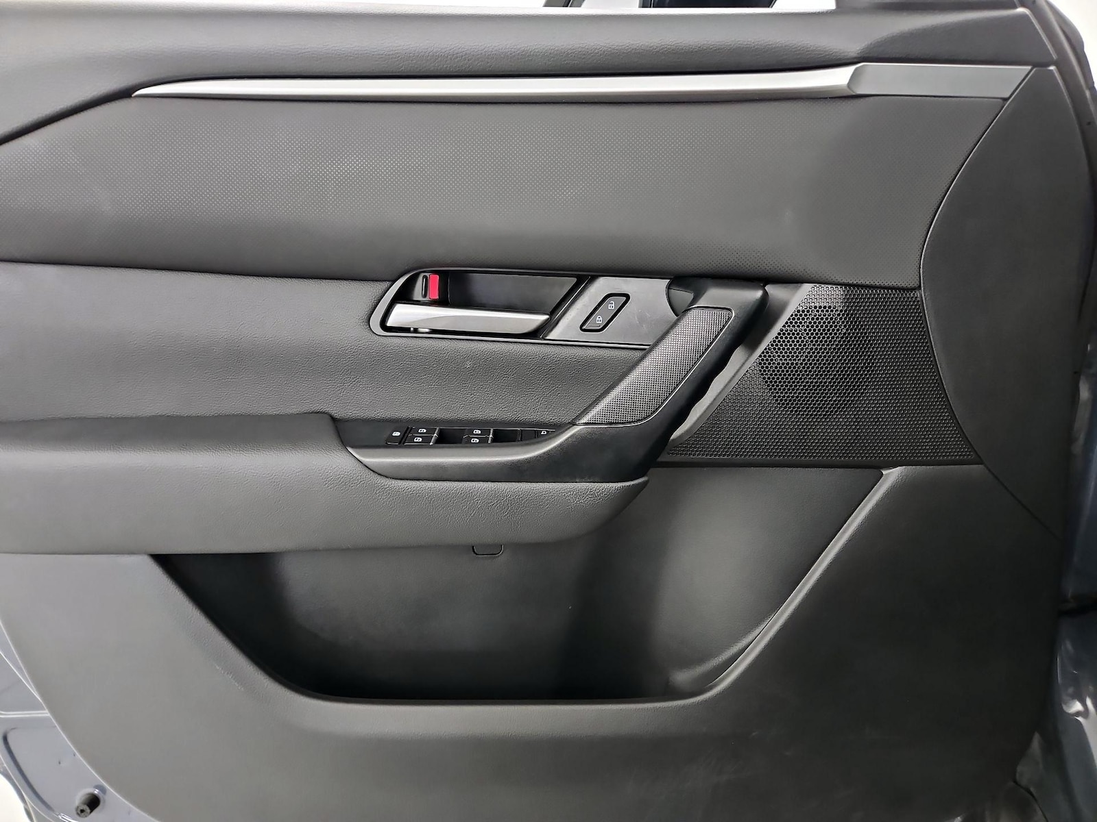 2025 Mazda CX-50 Premium - Photo 13