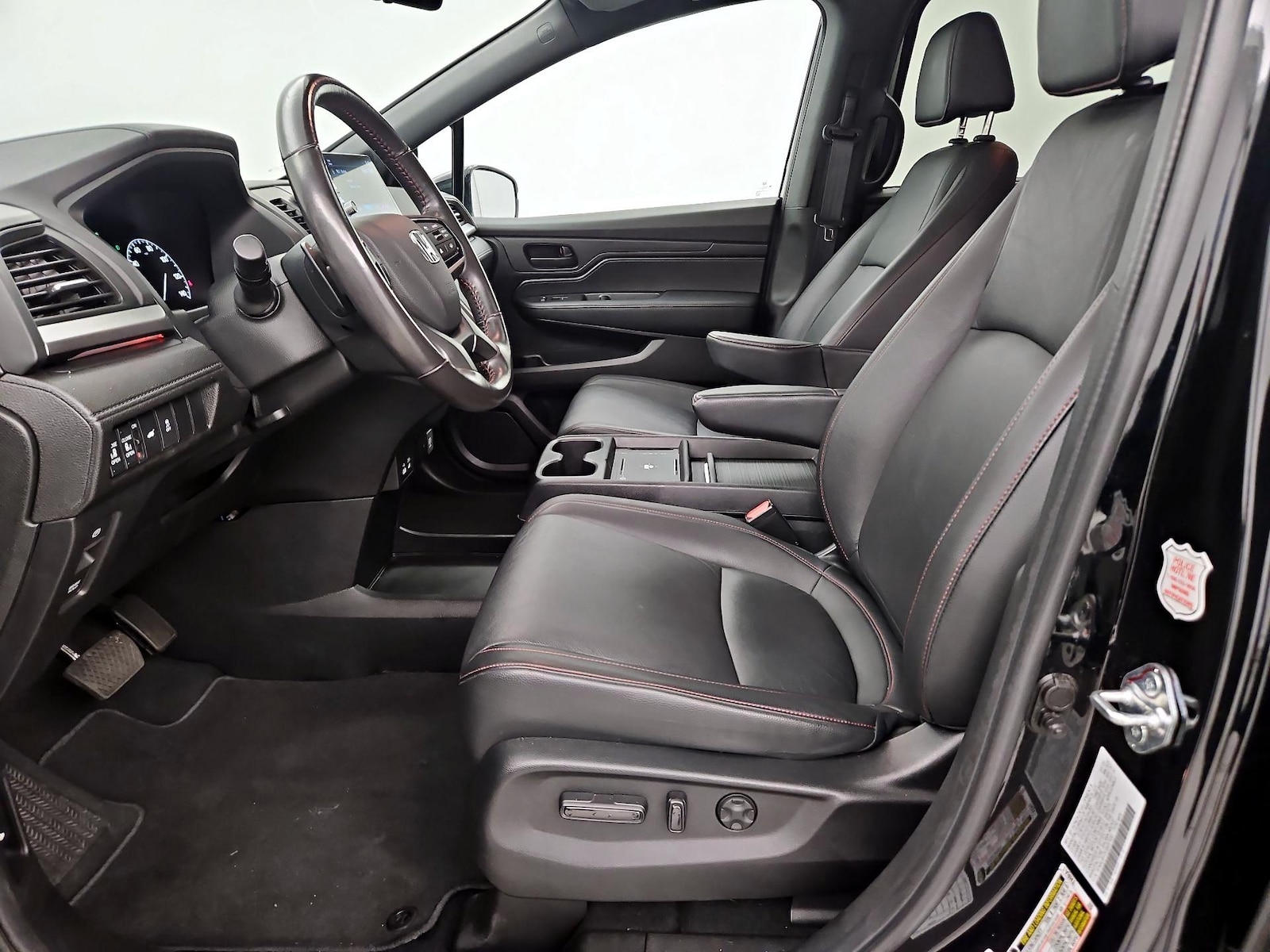 2025 Honda Odyssey Sport L - Photo 12