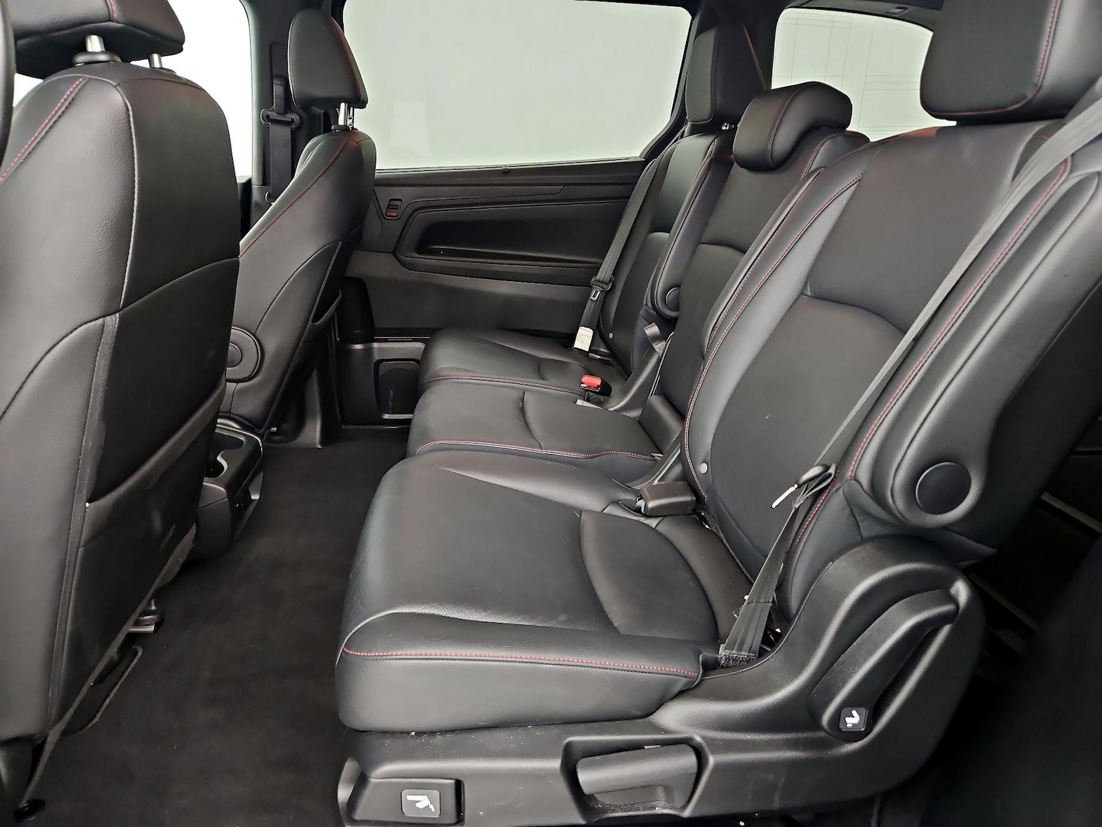 2025 Honda Odyssey Sport L - Photo 21