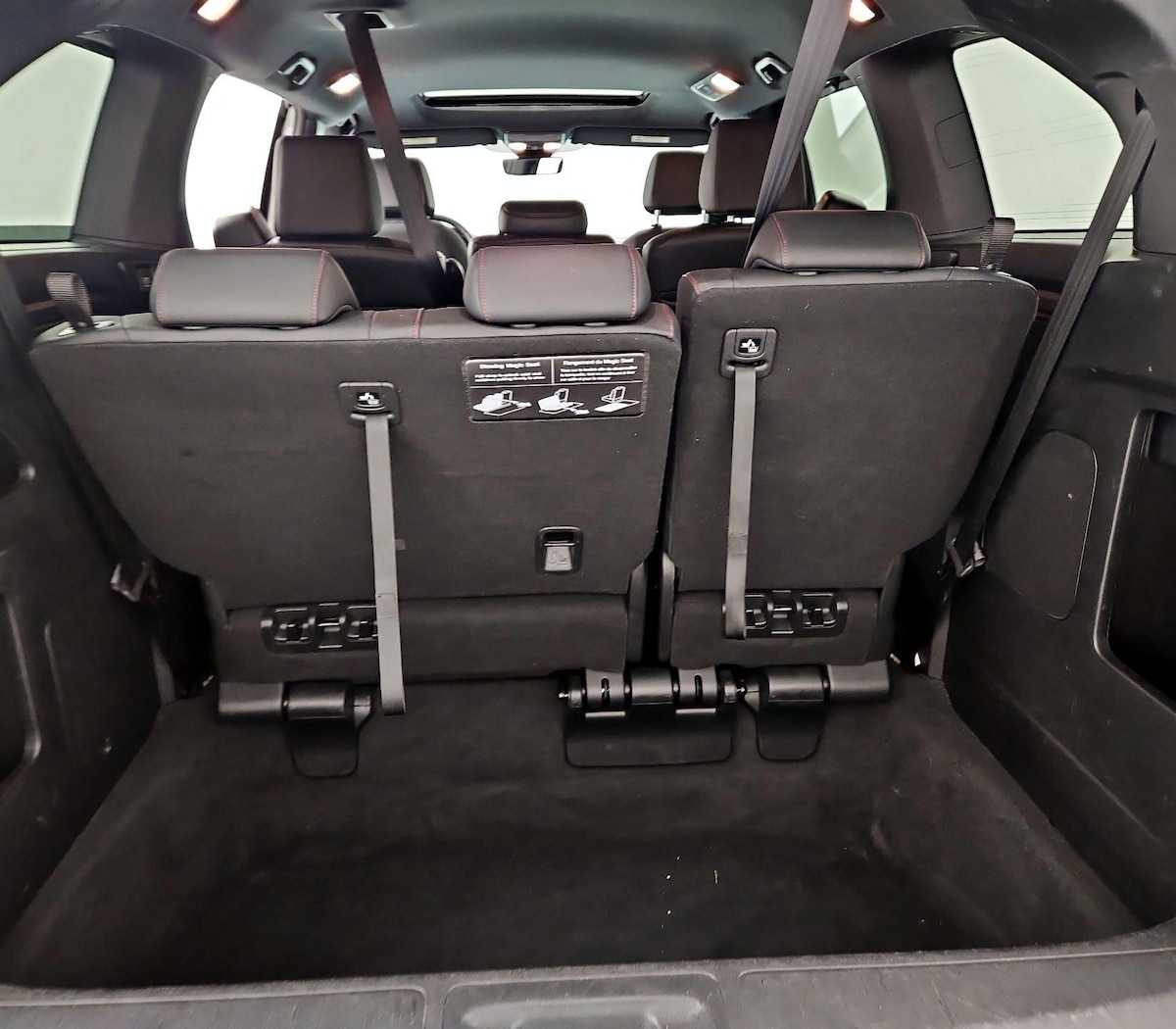 Trunk/Cargo (Seats Up)