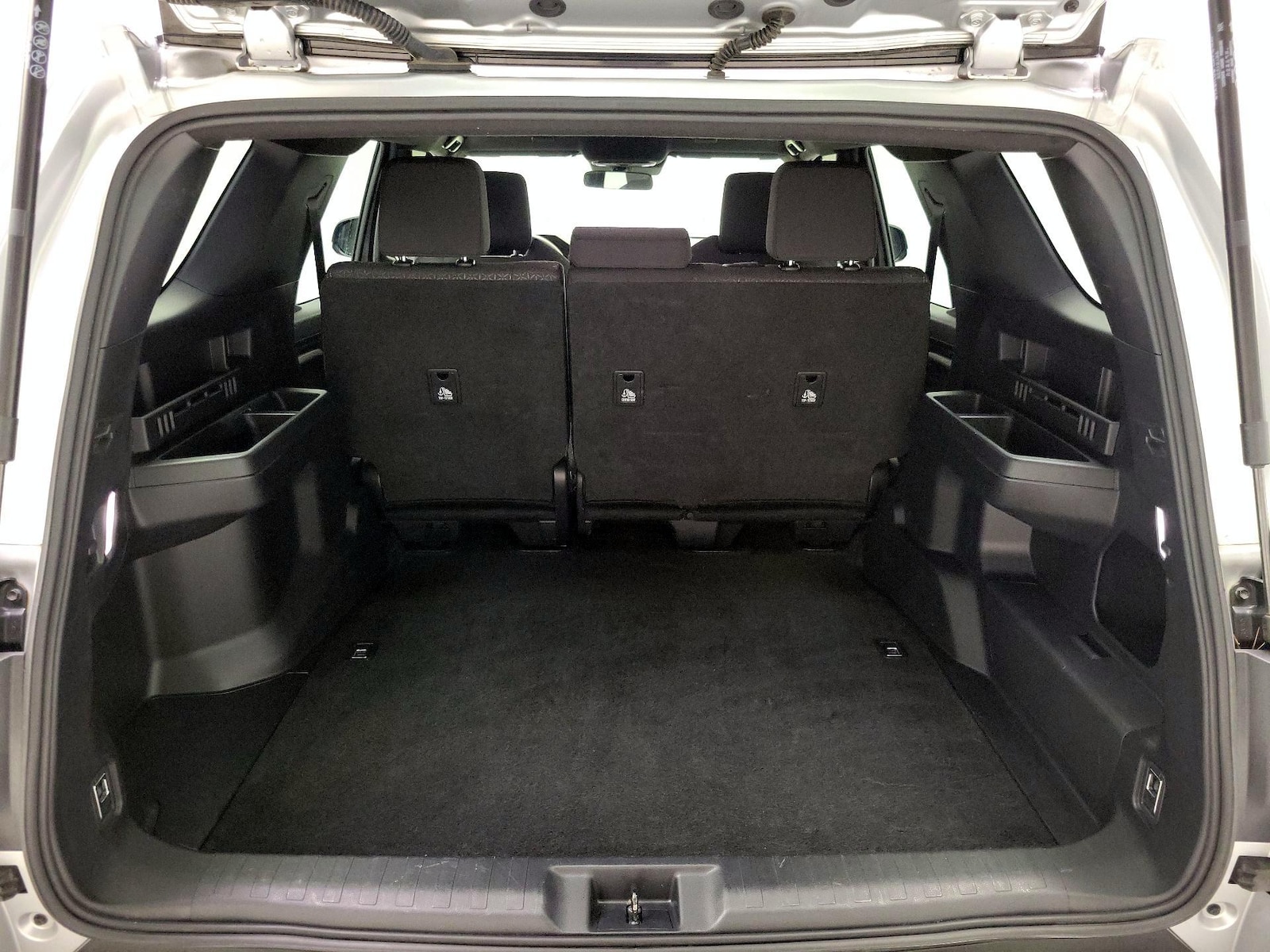 2025 Toyota 4Runner SR5 - Photo 21
