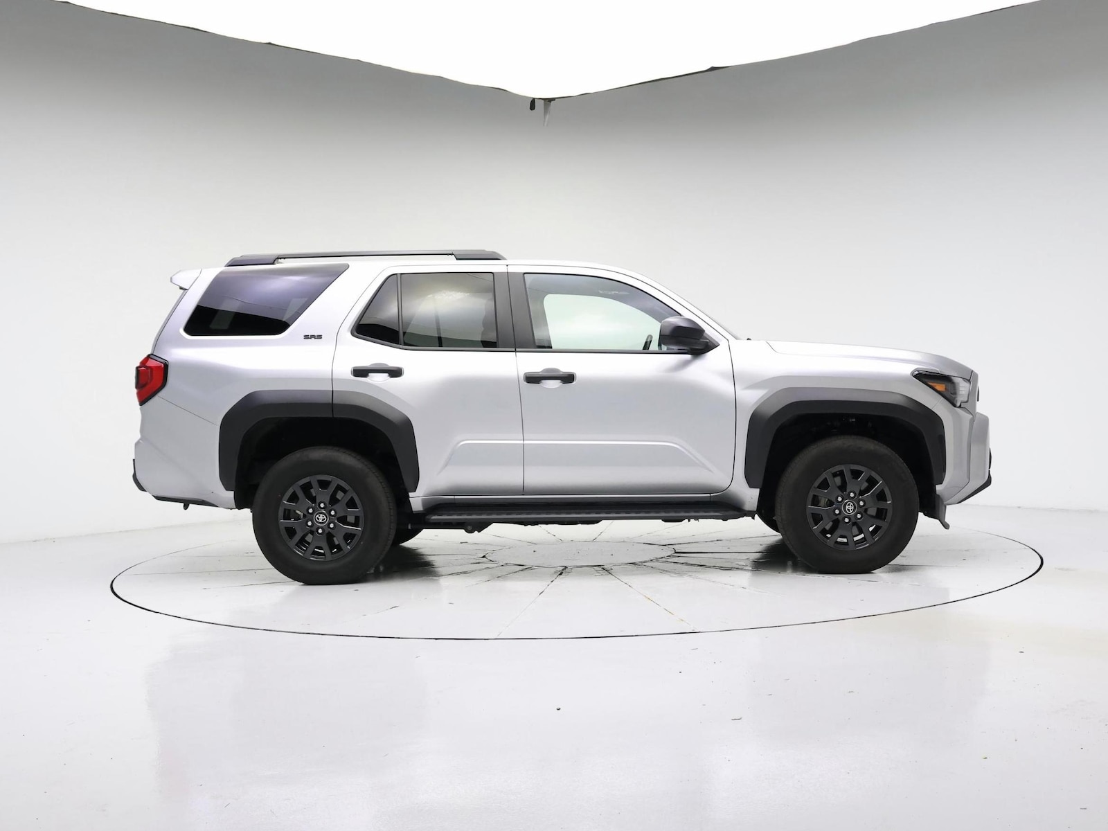 2025 Toyota 4Runner SR5 - Photo 8