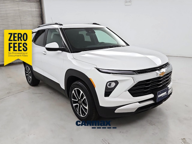 White 2025 Chevrolet Trailblazer SUV / Crossover Four-Wheel Drive Automatic