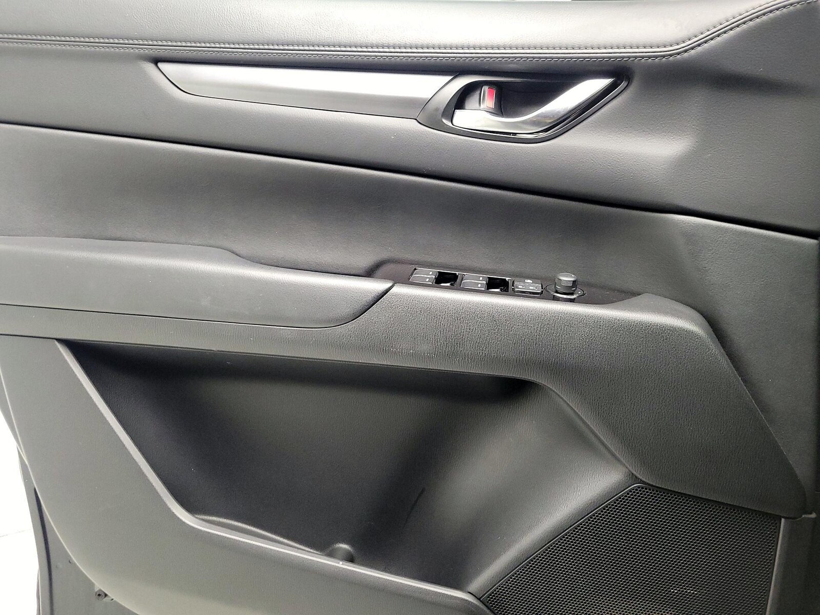 2025 Mazda CX-5 S Preferred package - Photo 13