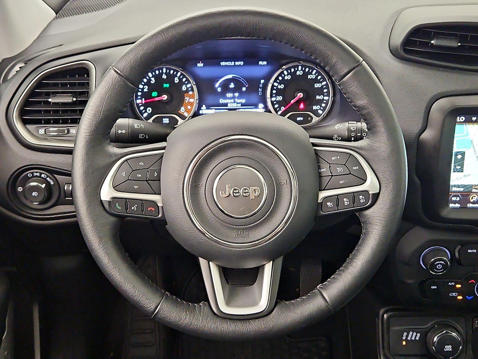 2023 Jeep Renegade Limited - Photo 11