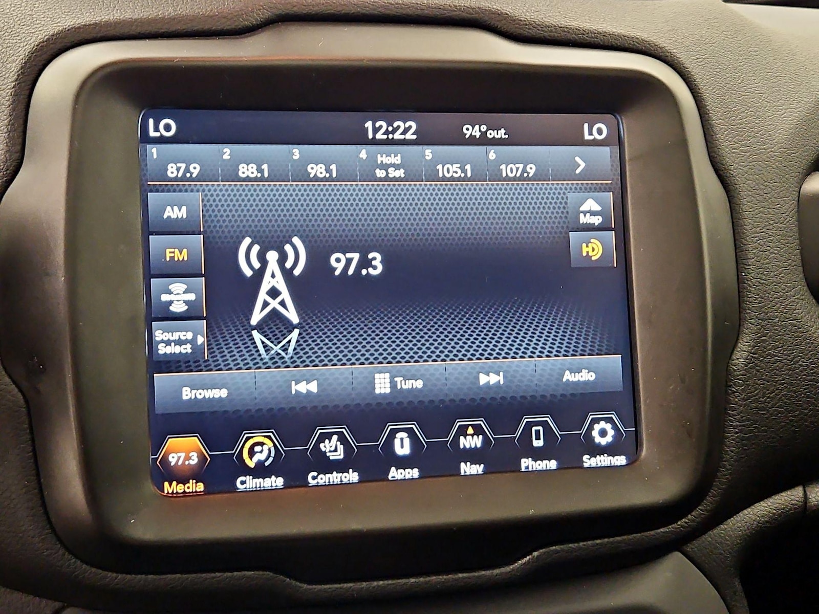 2023 Jeep Renegade Limited - Photo 17