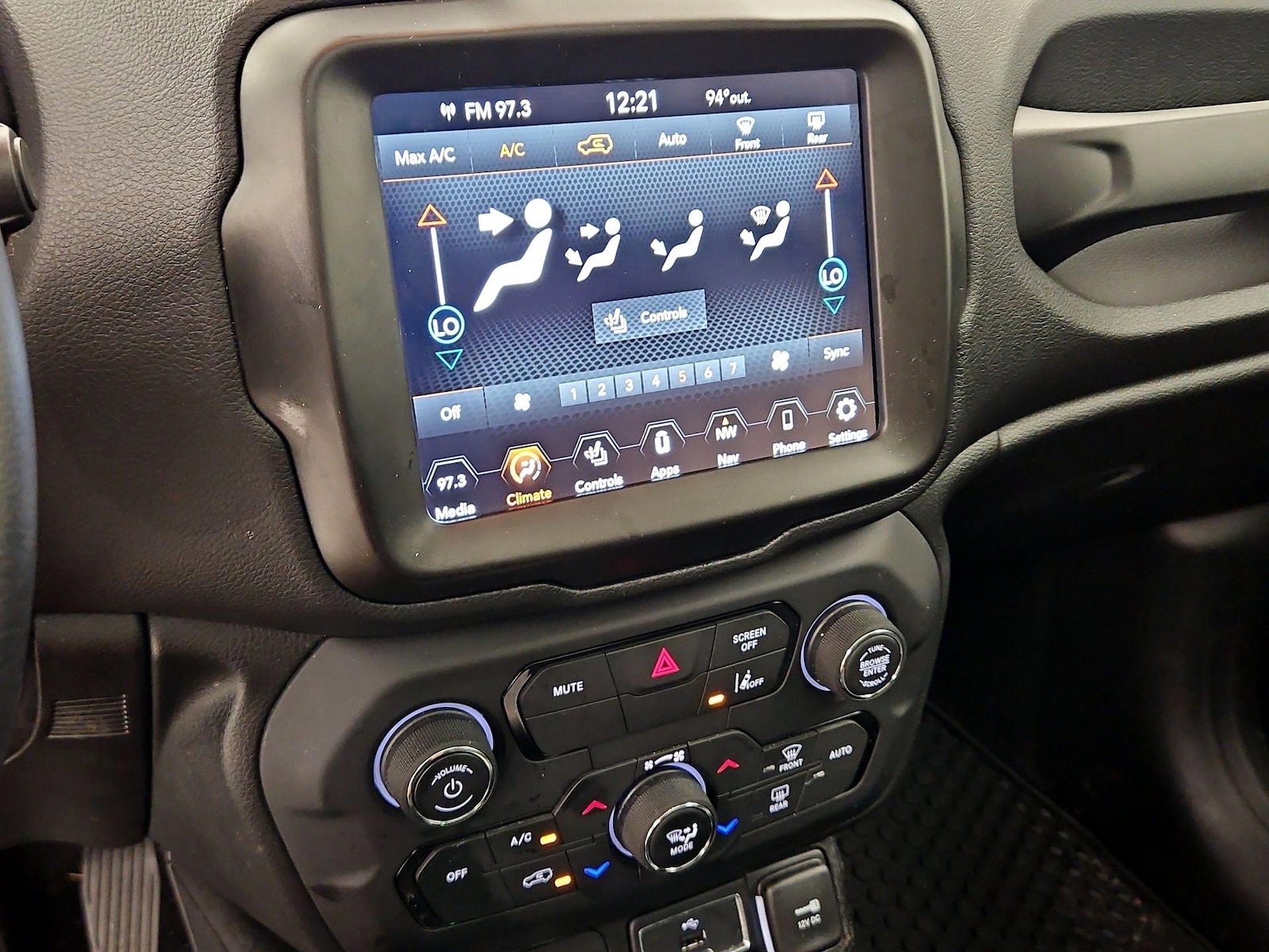 2023 Jeep Renegade Limited - Photo 18
