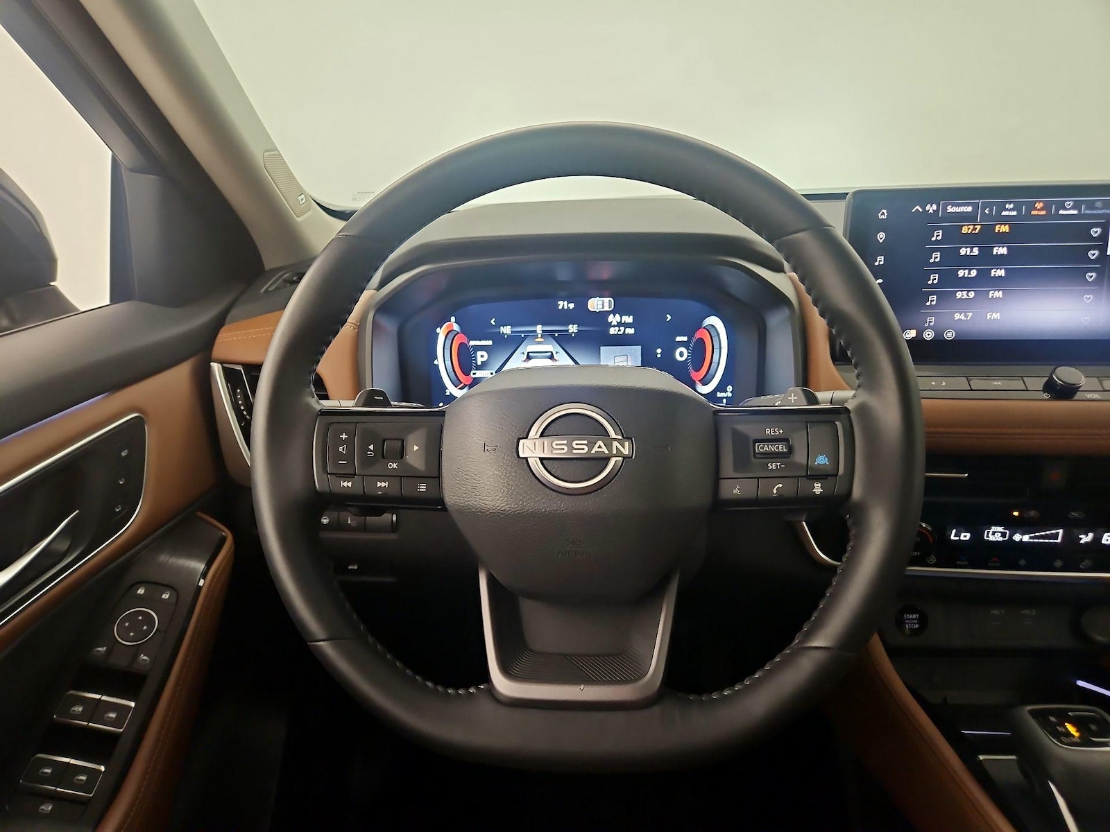 2026 Nissan Rogue Platinum - Photo 11