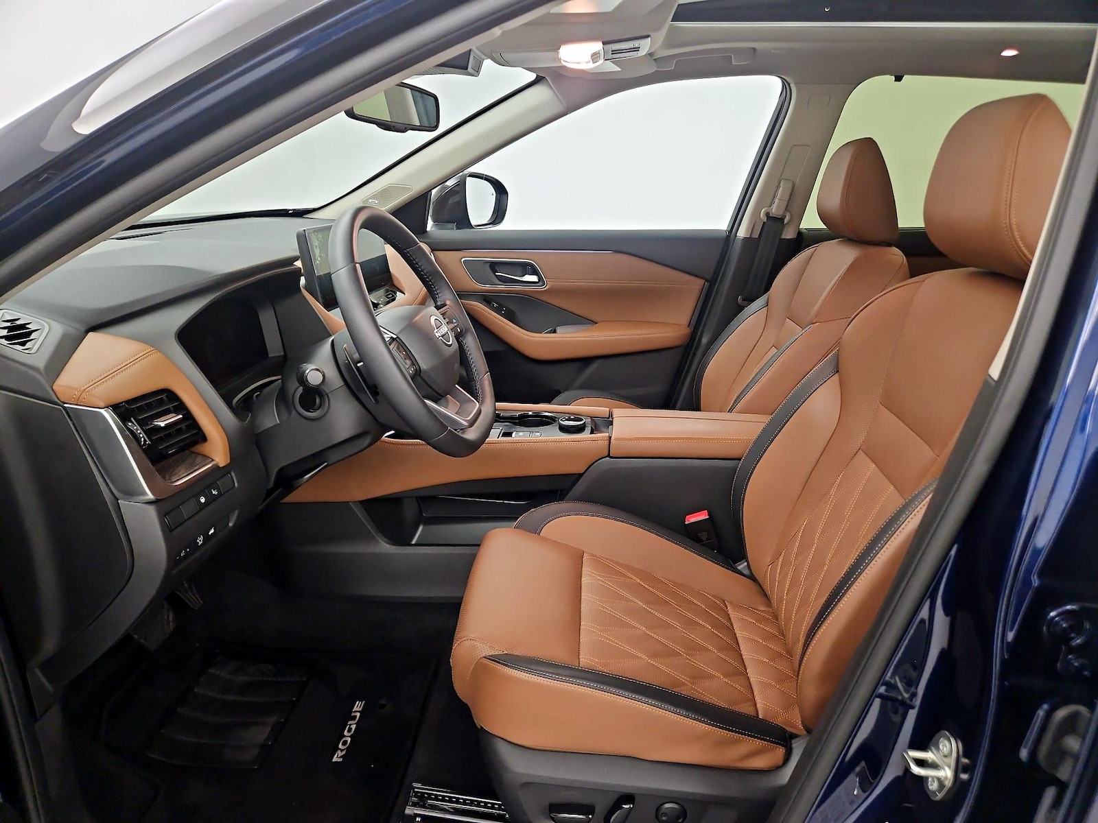 2026 Nissan Rogue Platinum - Photo 12